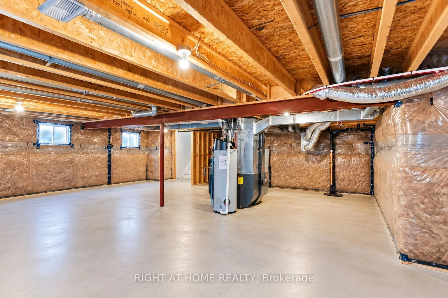 404 Equestrian Way