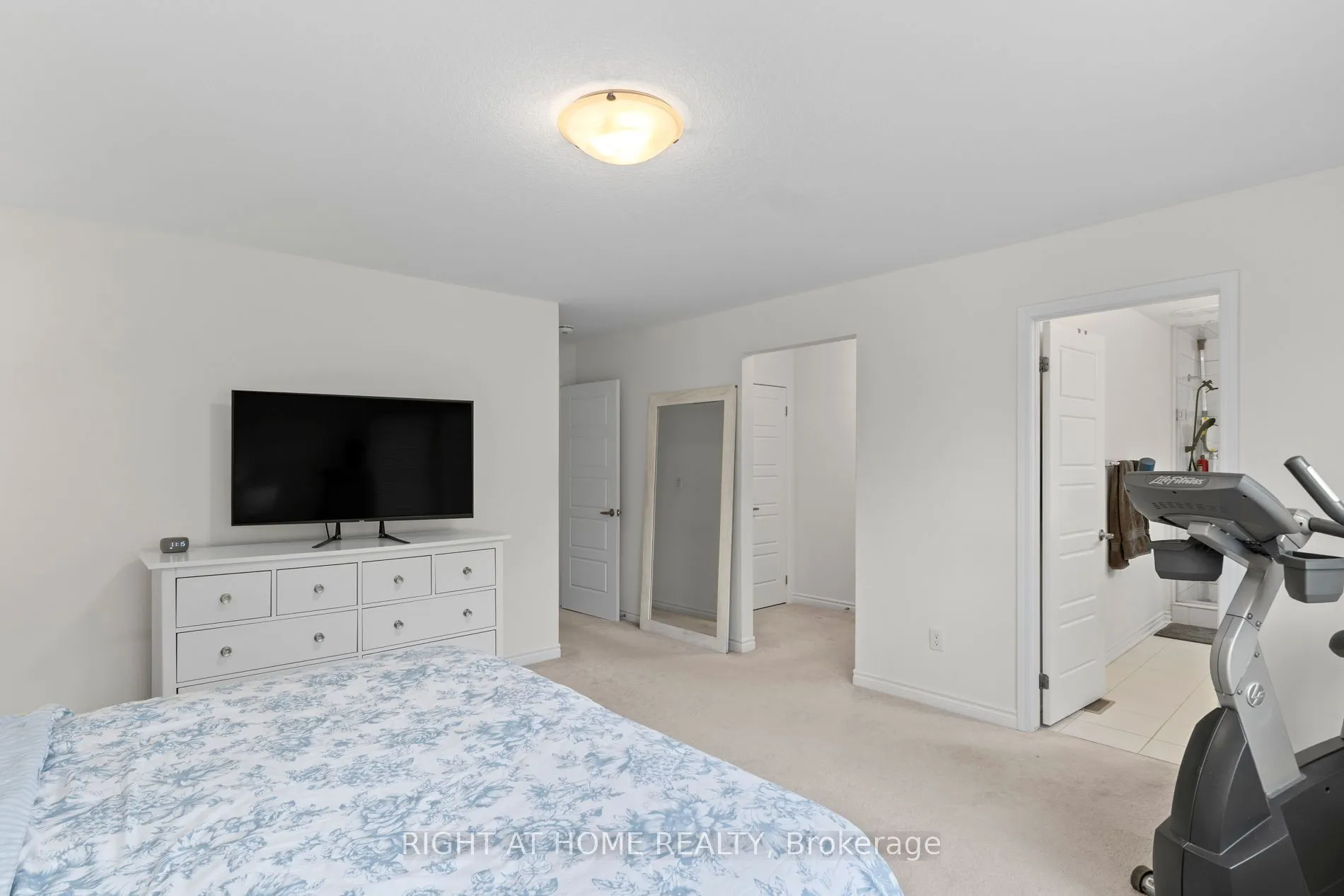 404 Equestrian Way