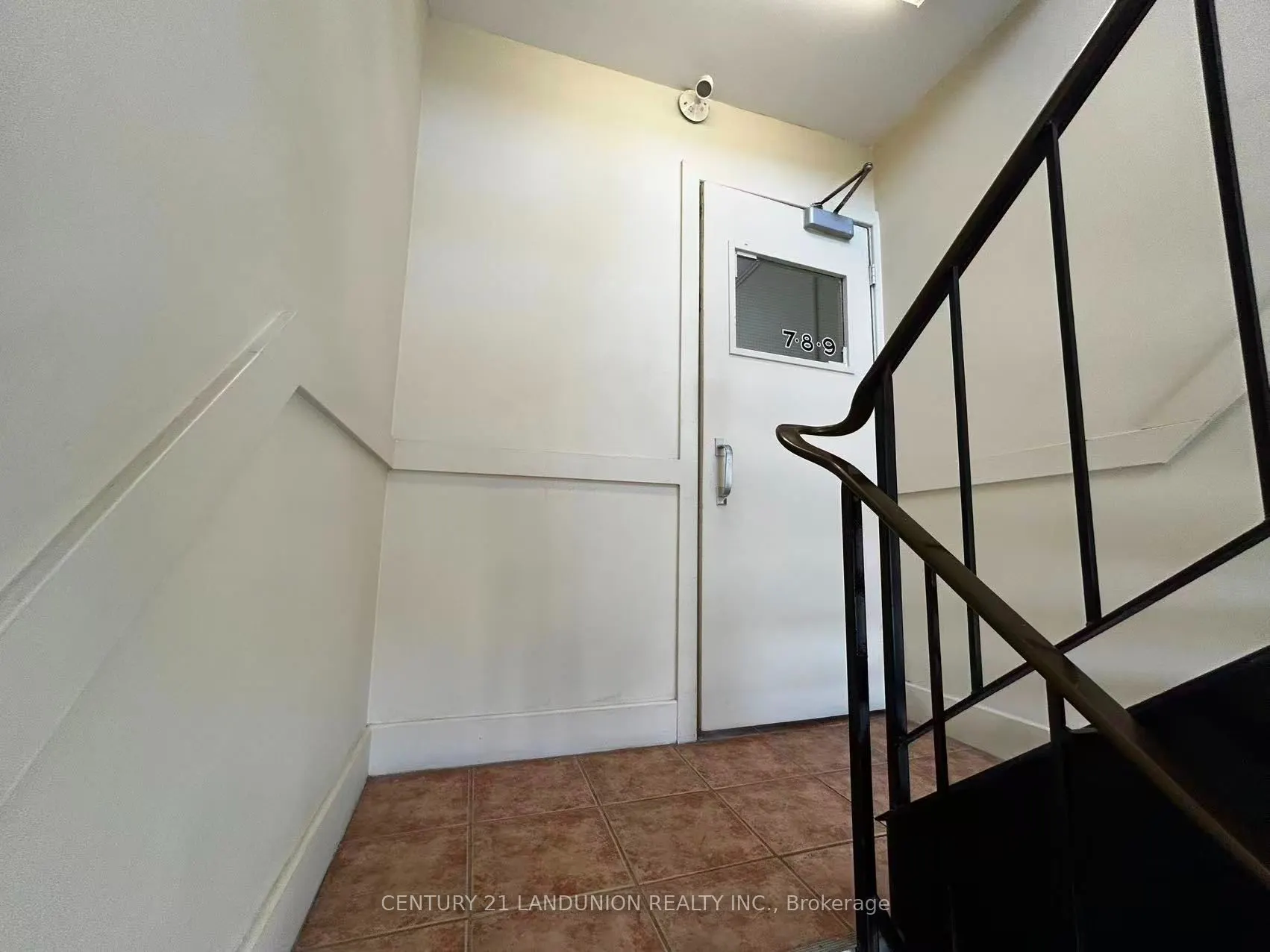 442 Macdonnell Street