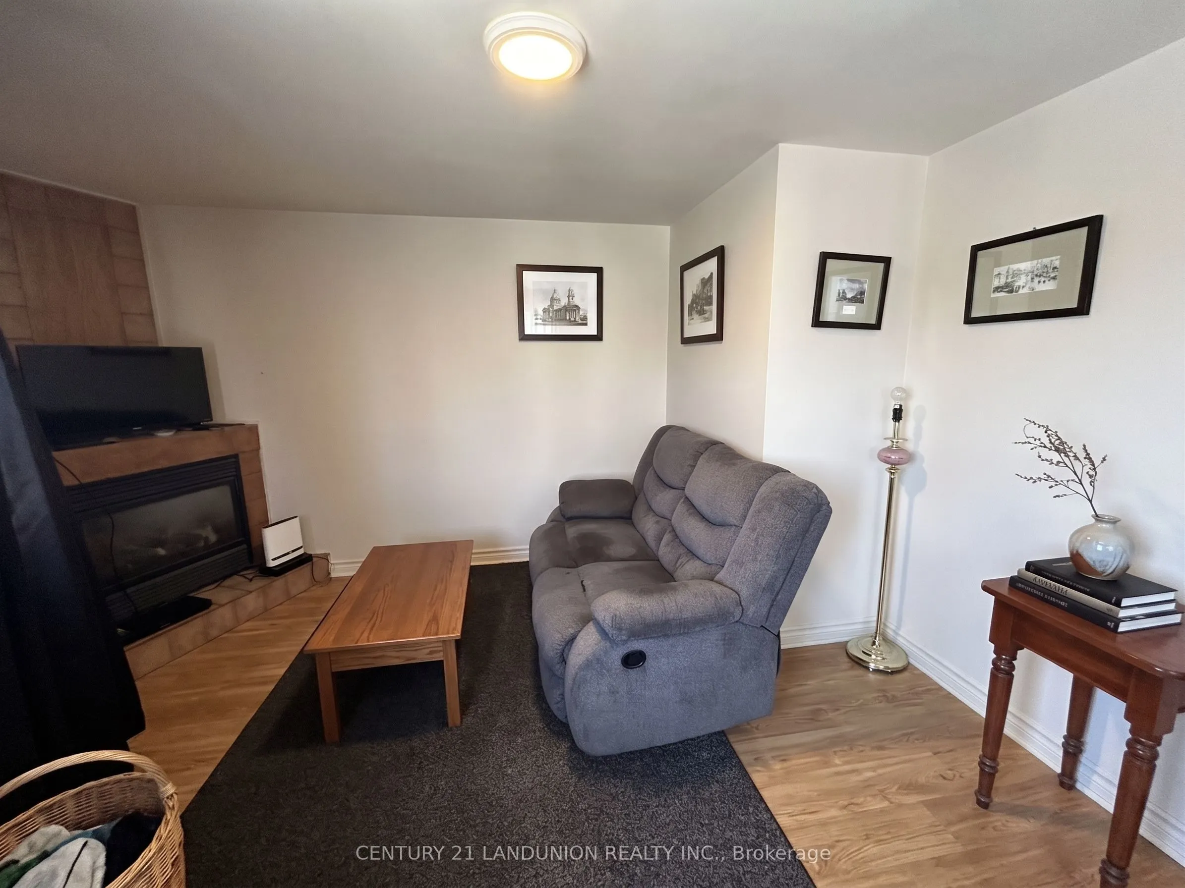 442 Macdonnell Street