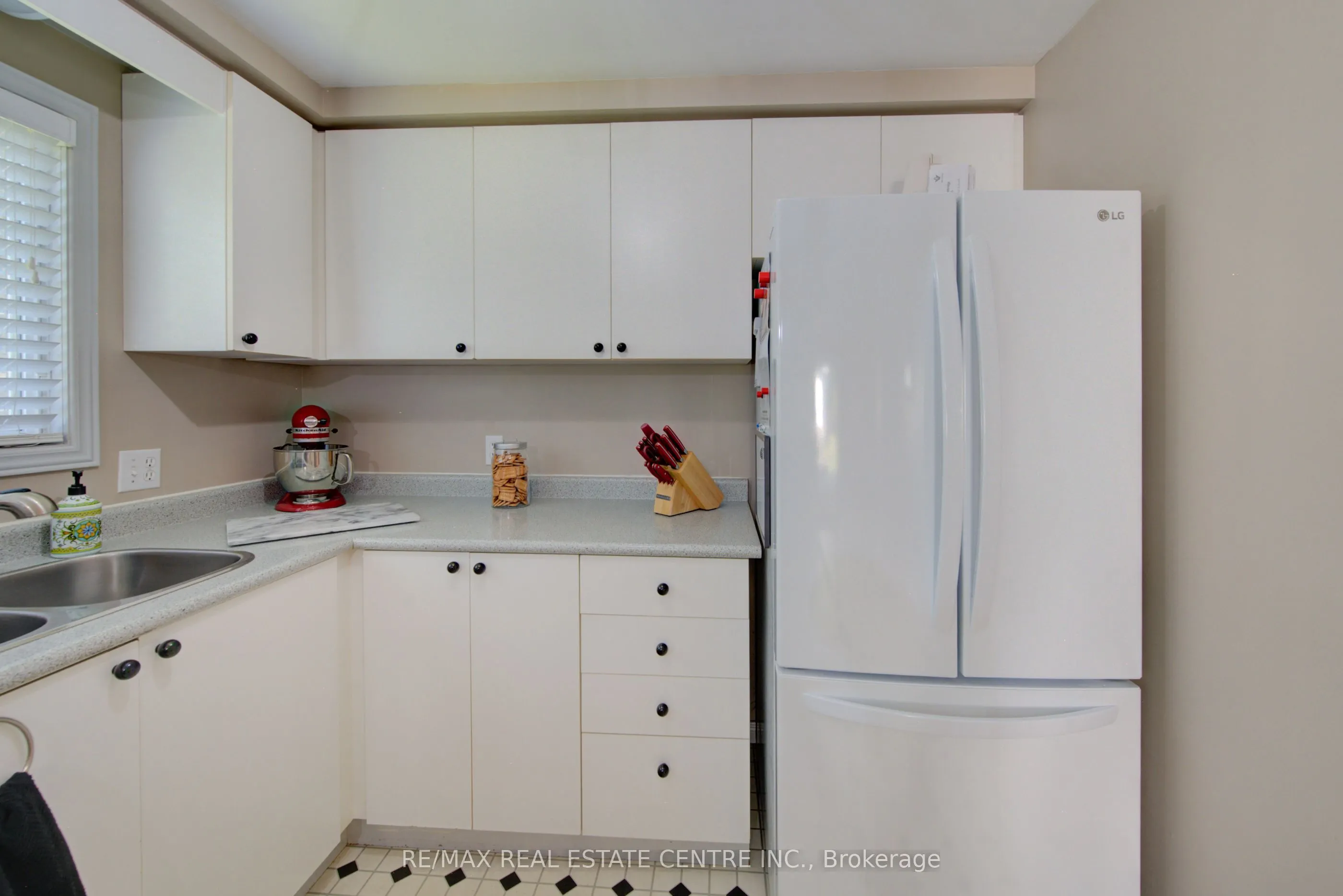 351 Northview Heights Place