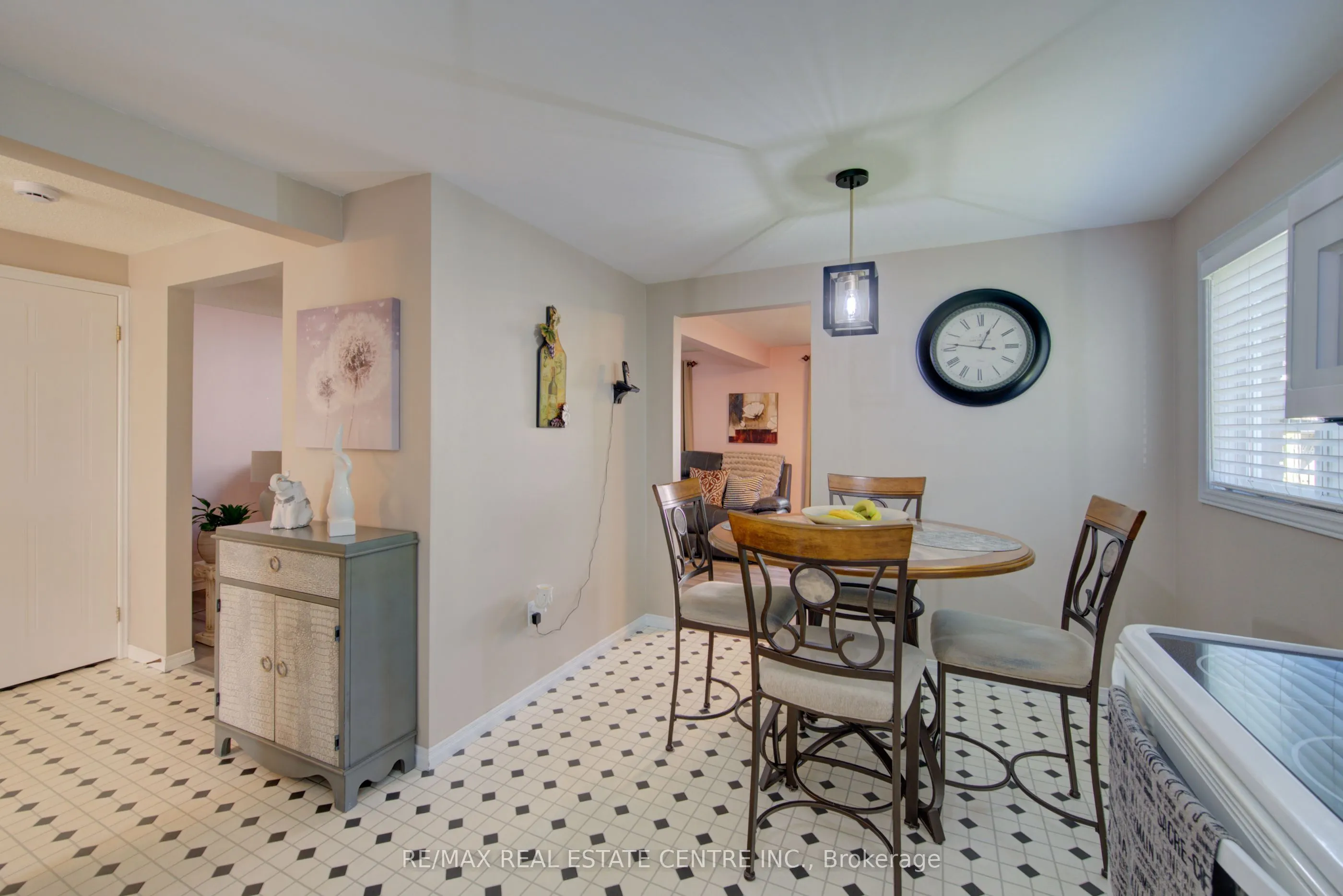 351 Northview Heights Place