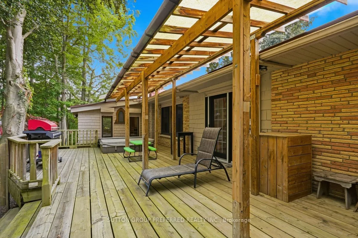 7 Metamora Crescent