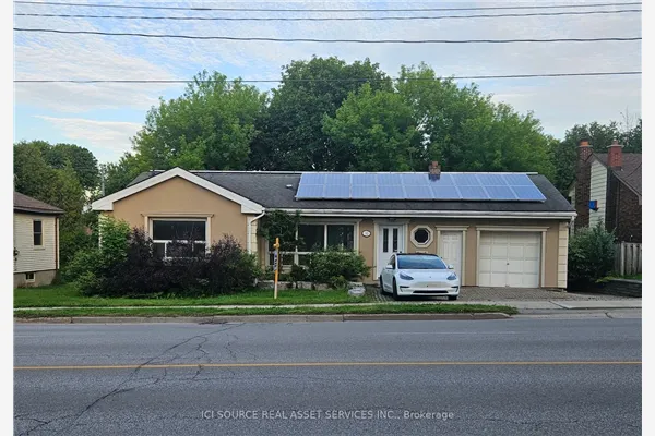 52 Speedvale Avenue W