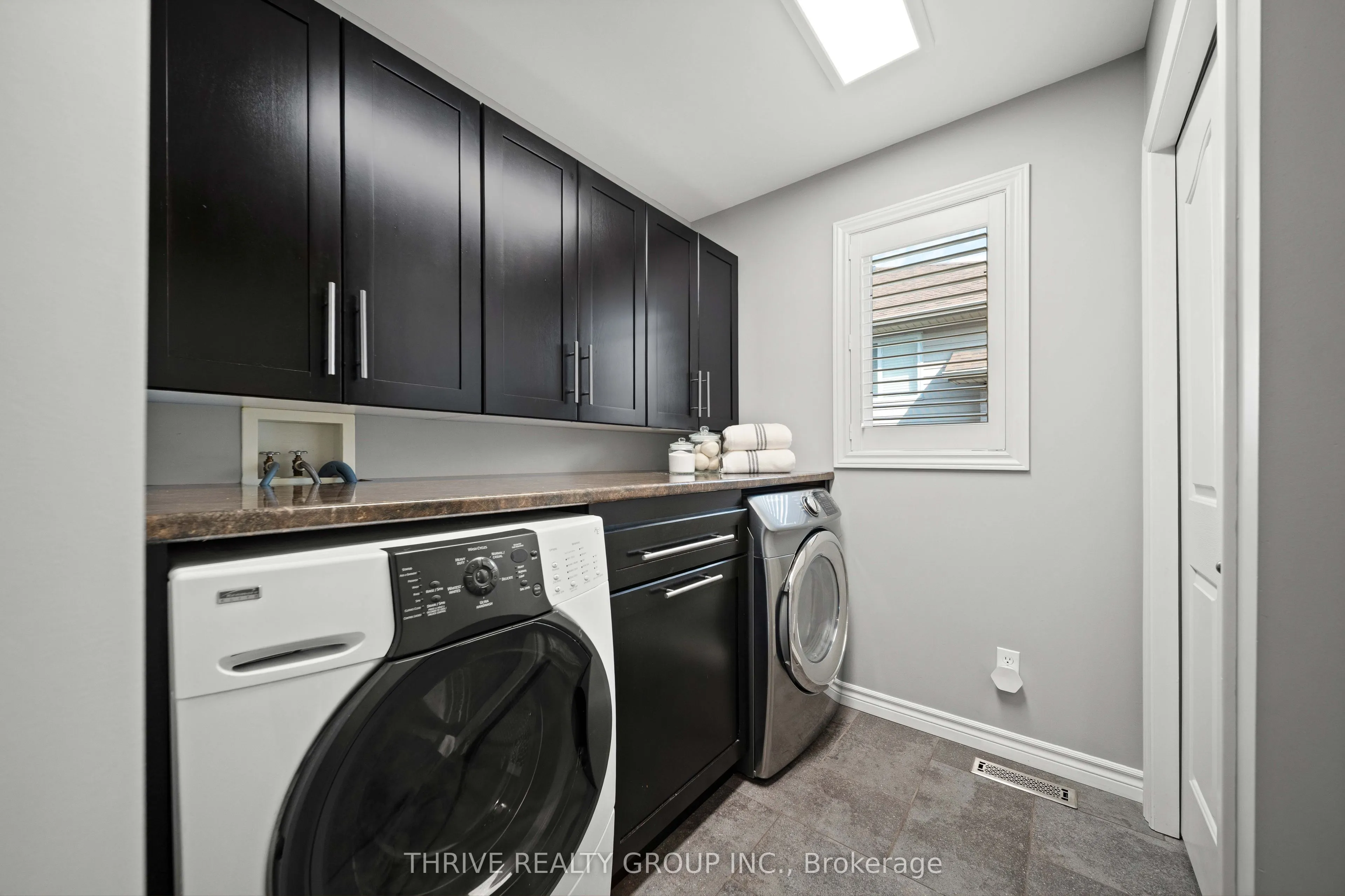 175 Forest Grove Crescent