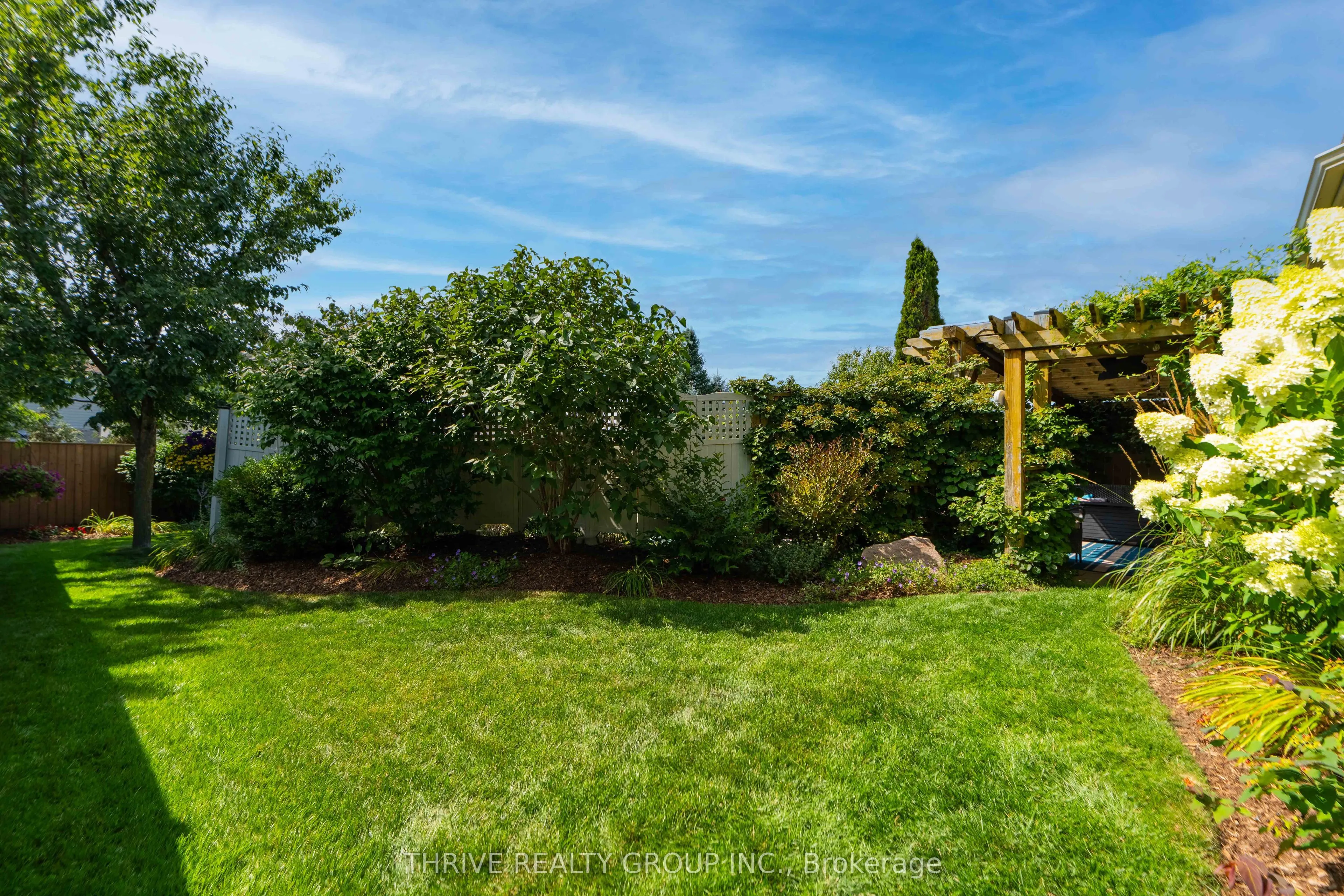 175 Forest Grove Crescent