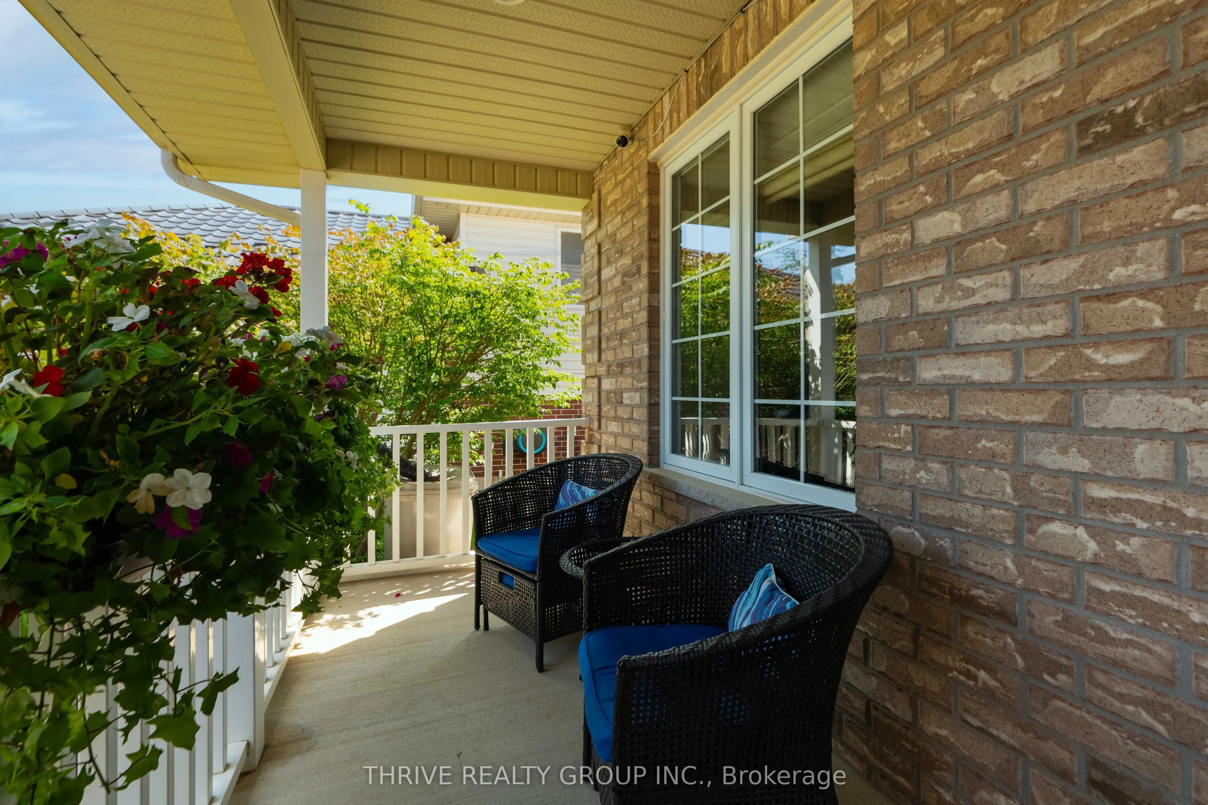 175 Forest Grove Crescent