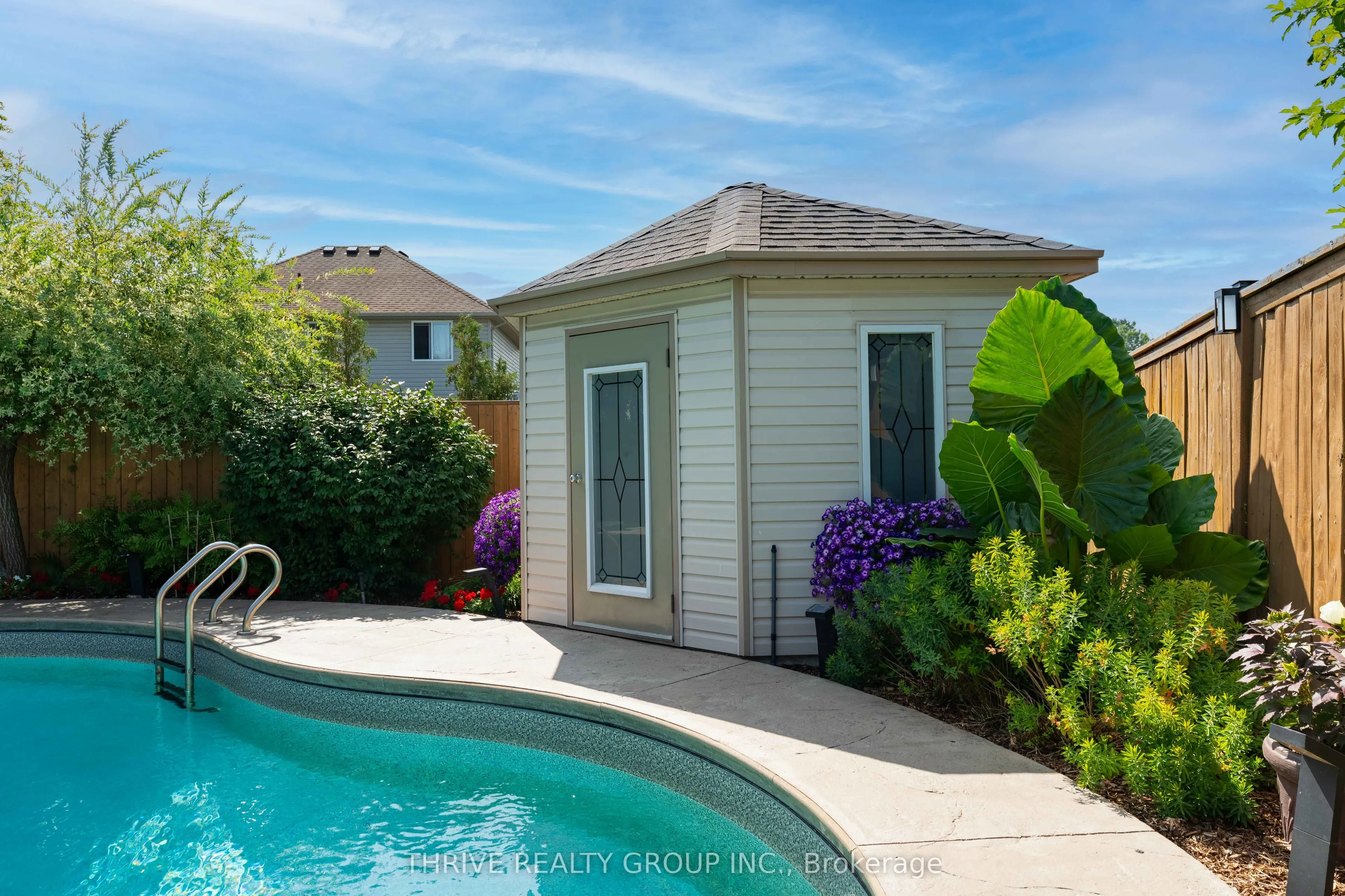 175 Forest Grove Crescent