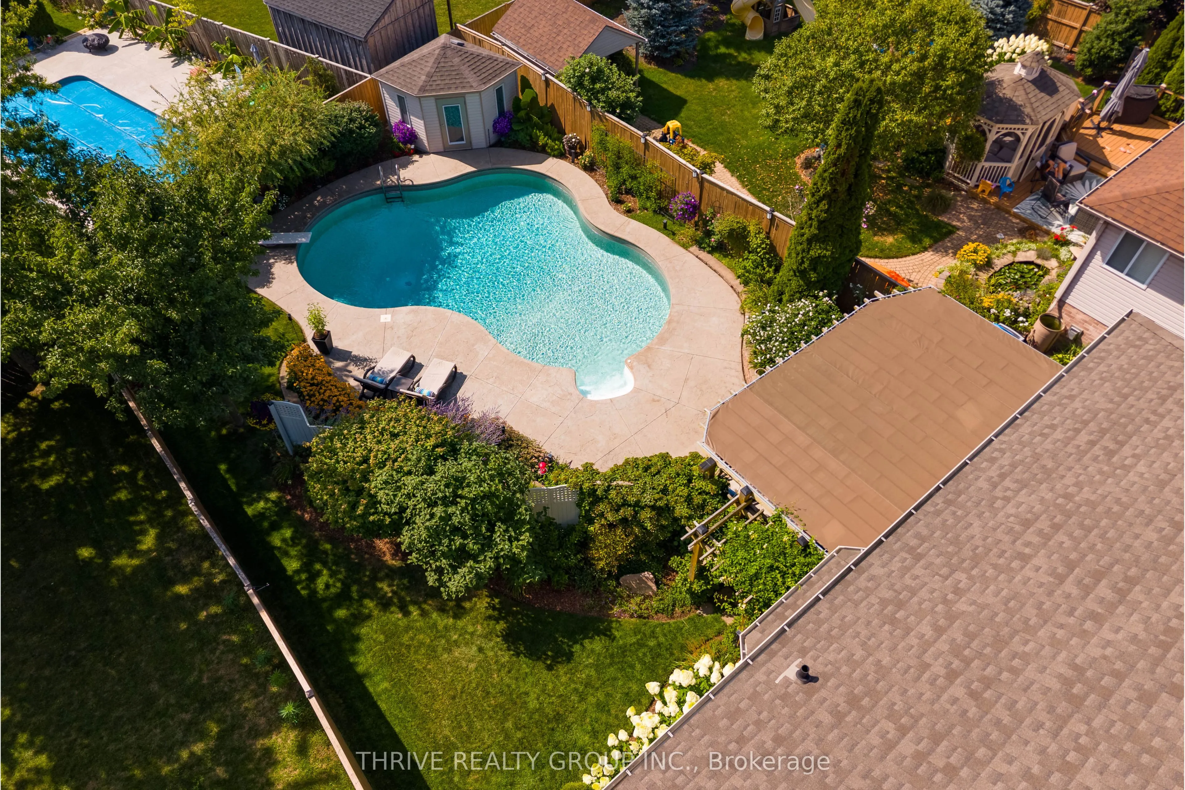 175 Forest Grove Crescent