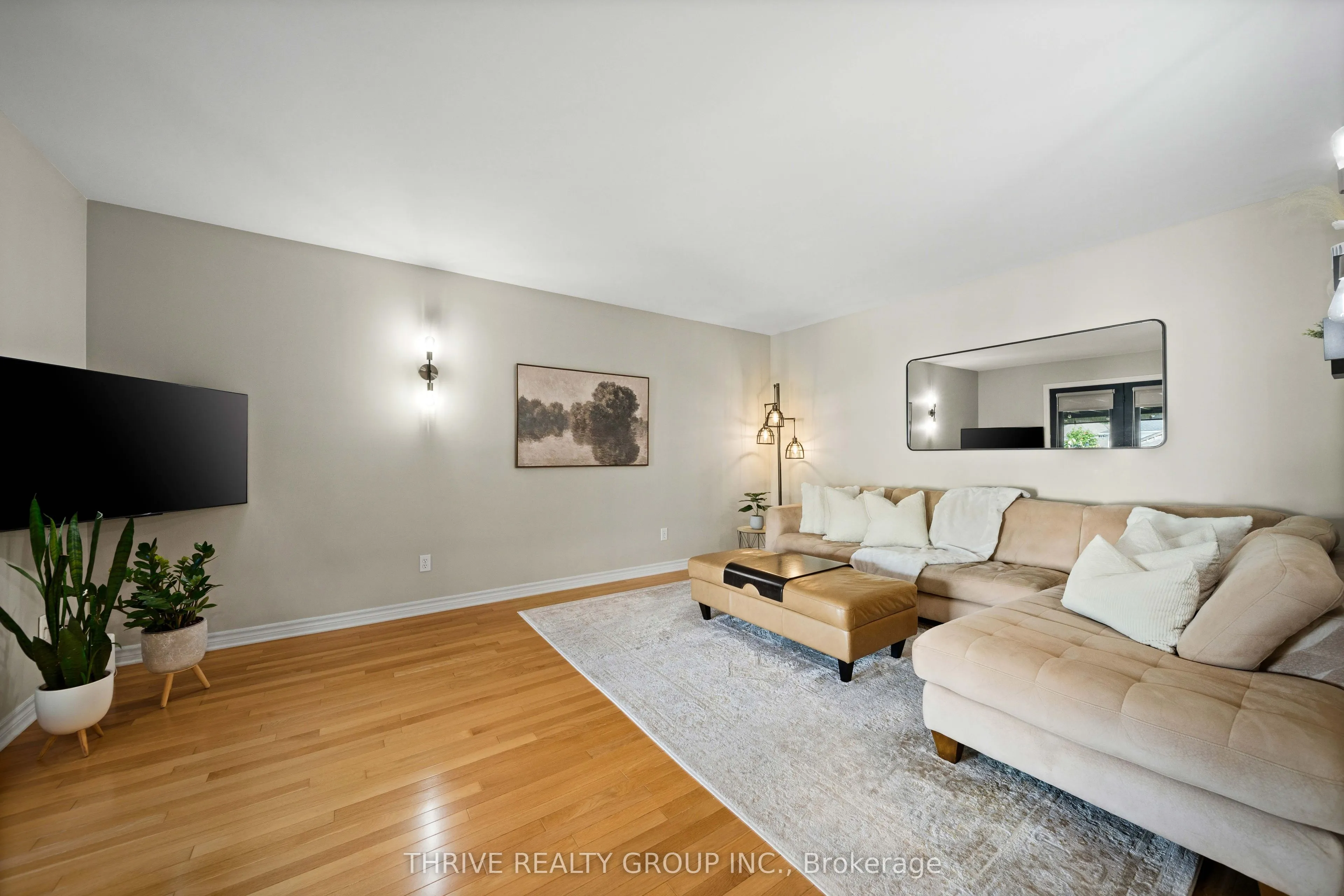 175 Forest Grove Crescent