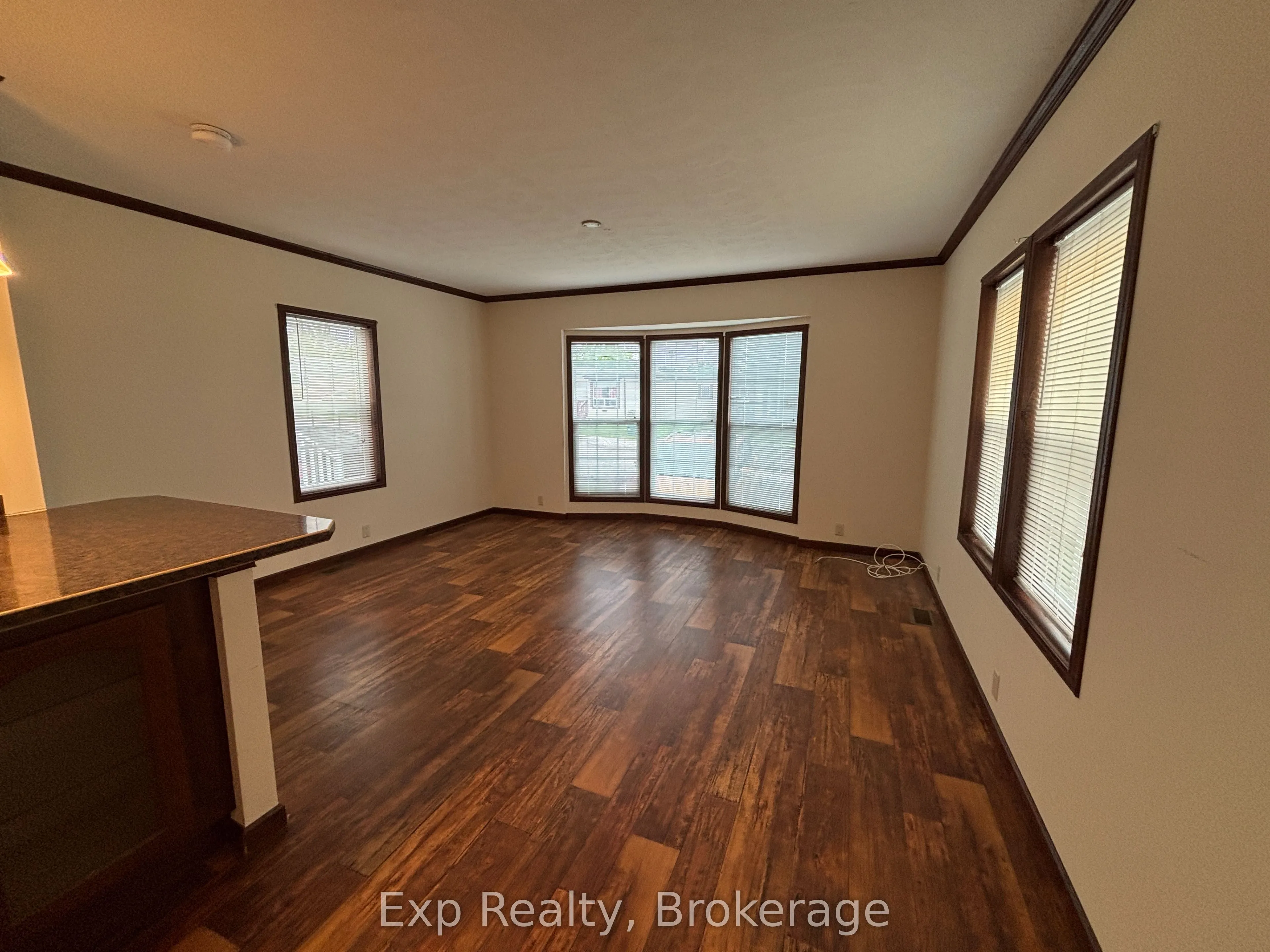311 Dundas Street E #11