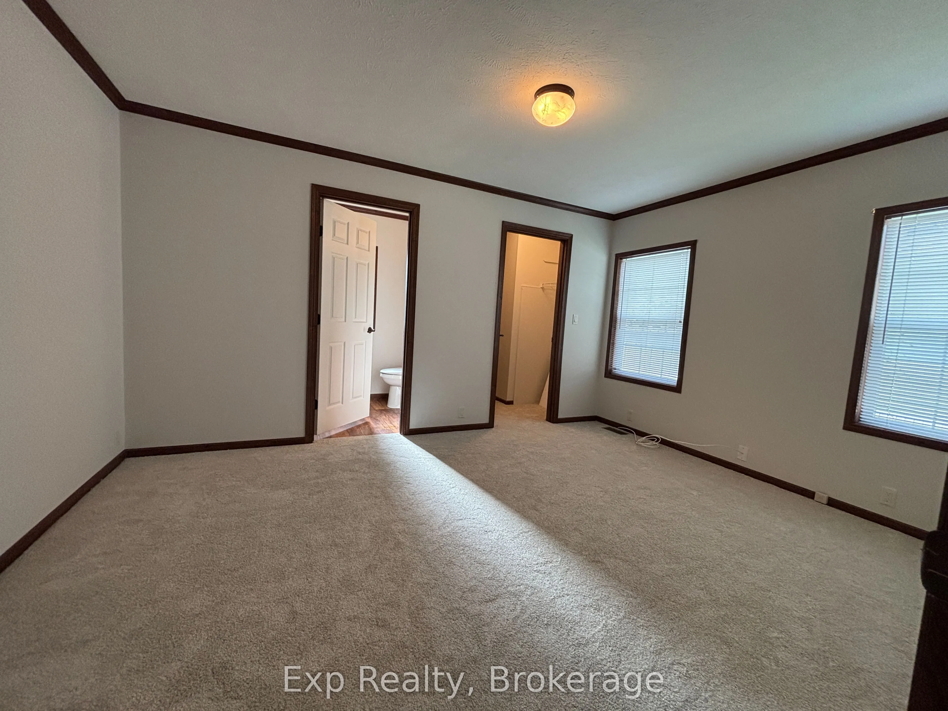 311 Dundas Street E #11