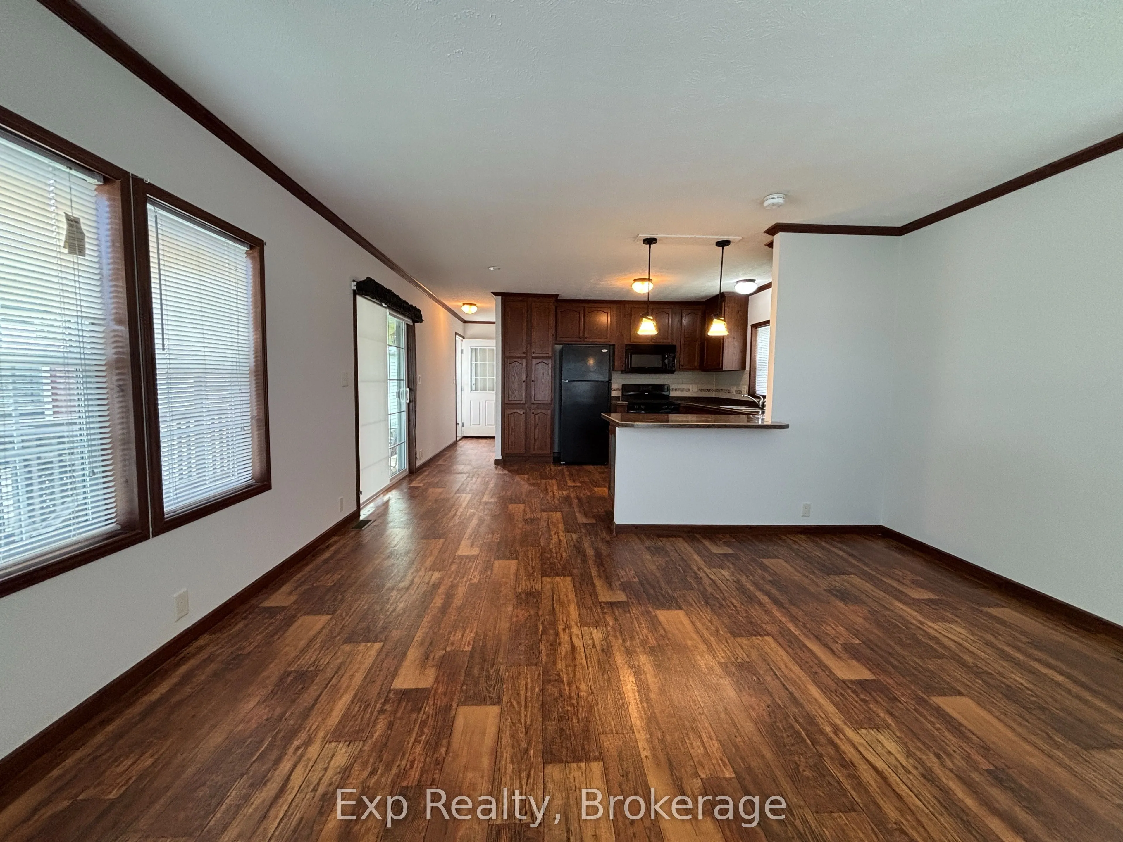 311 Dundas Street E #11