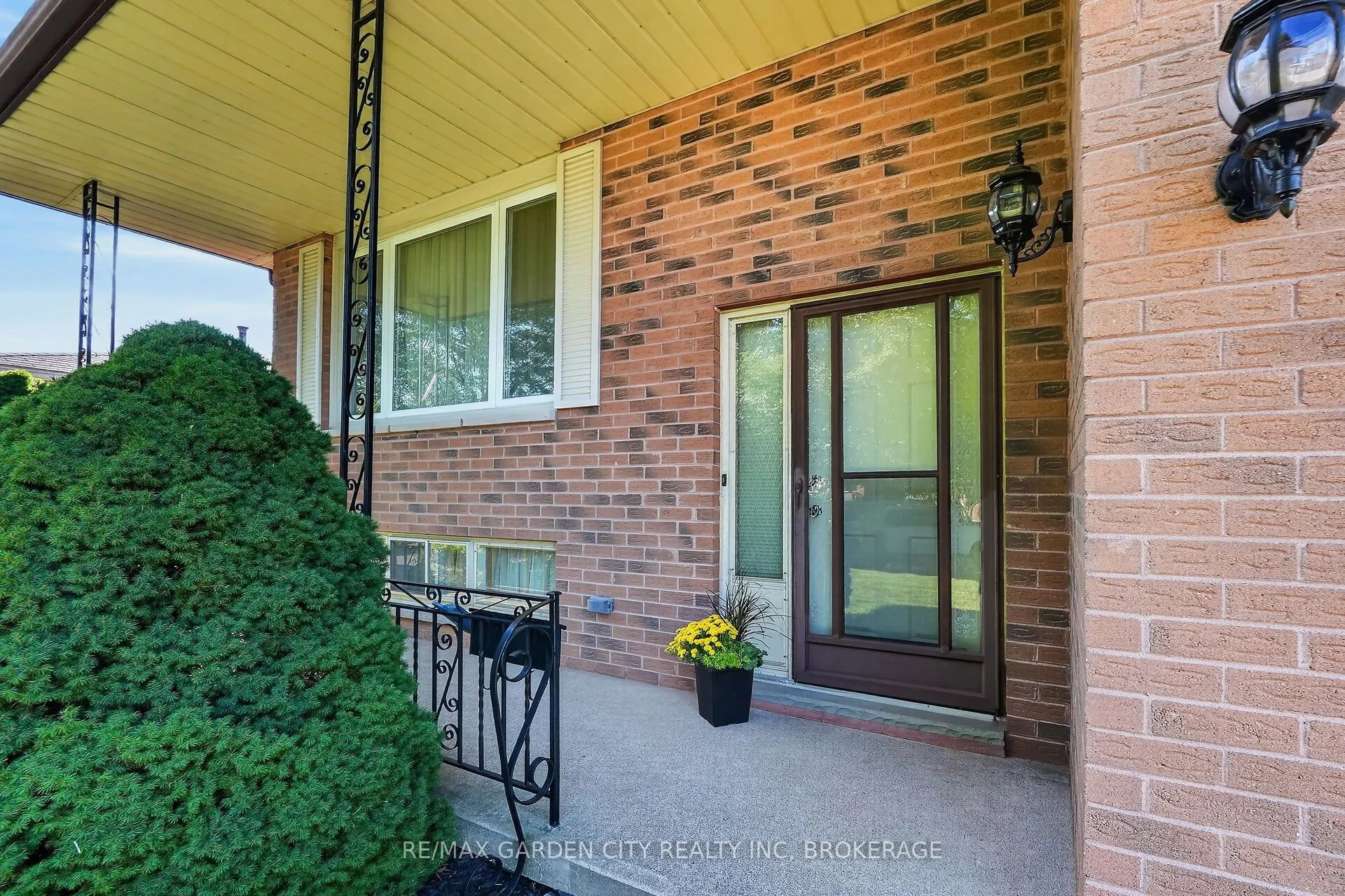 67 College Park Drive