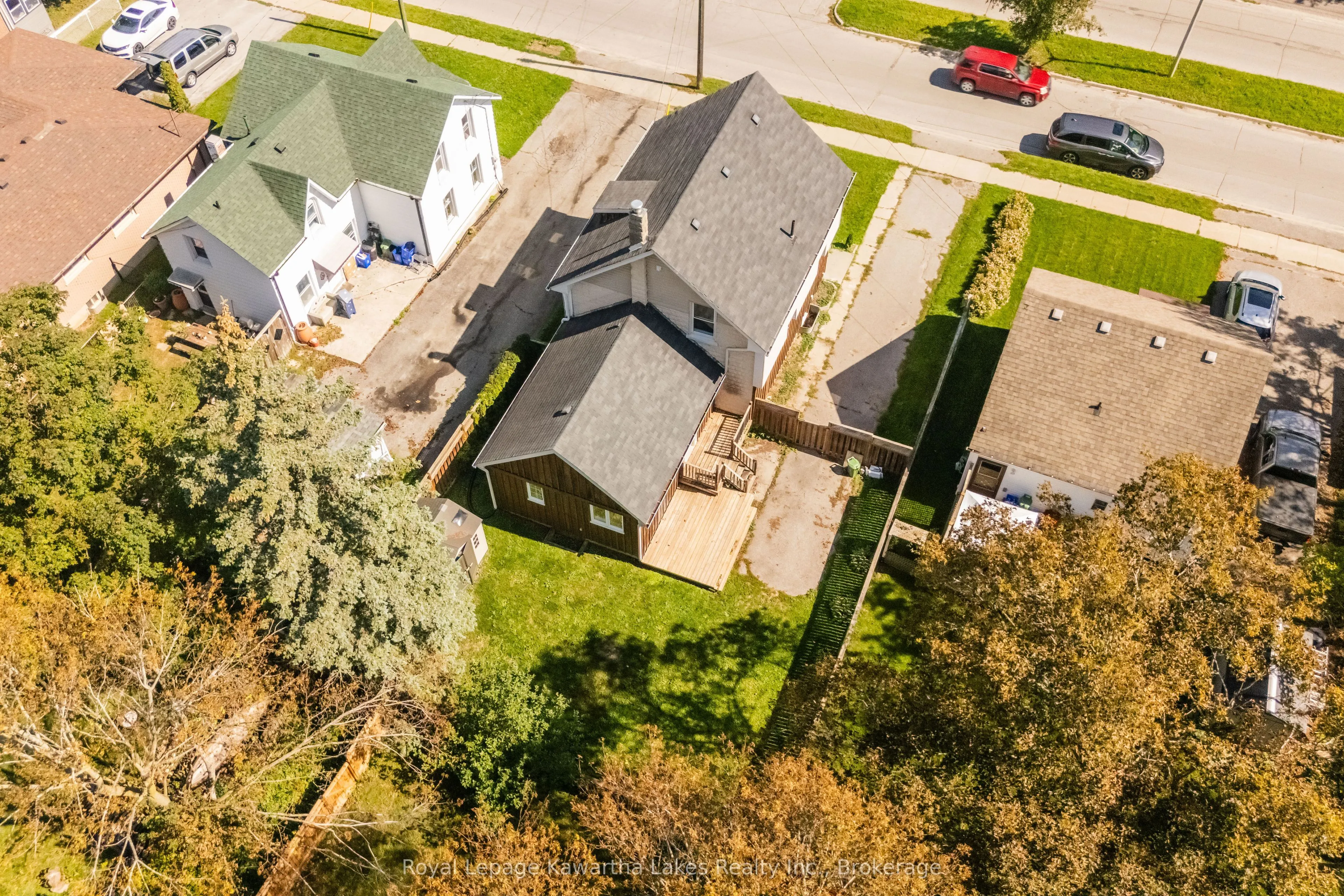 71 Victoria Avenue N