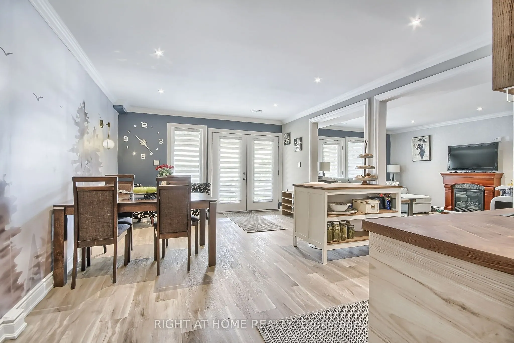 26 Beach Road