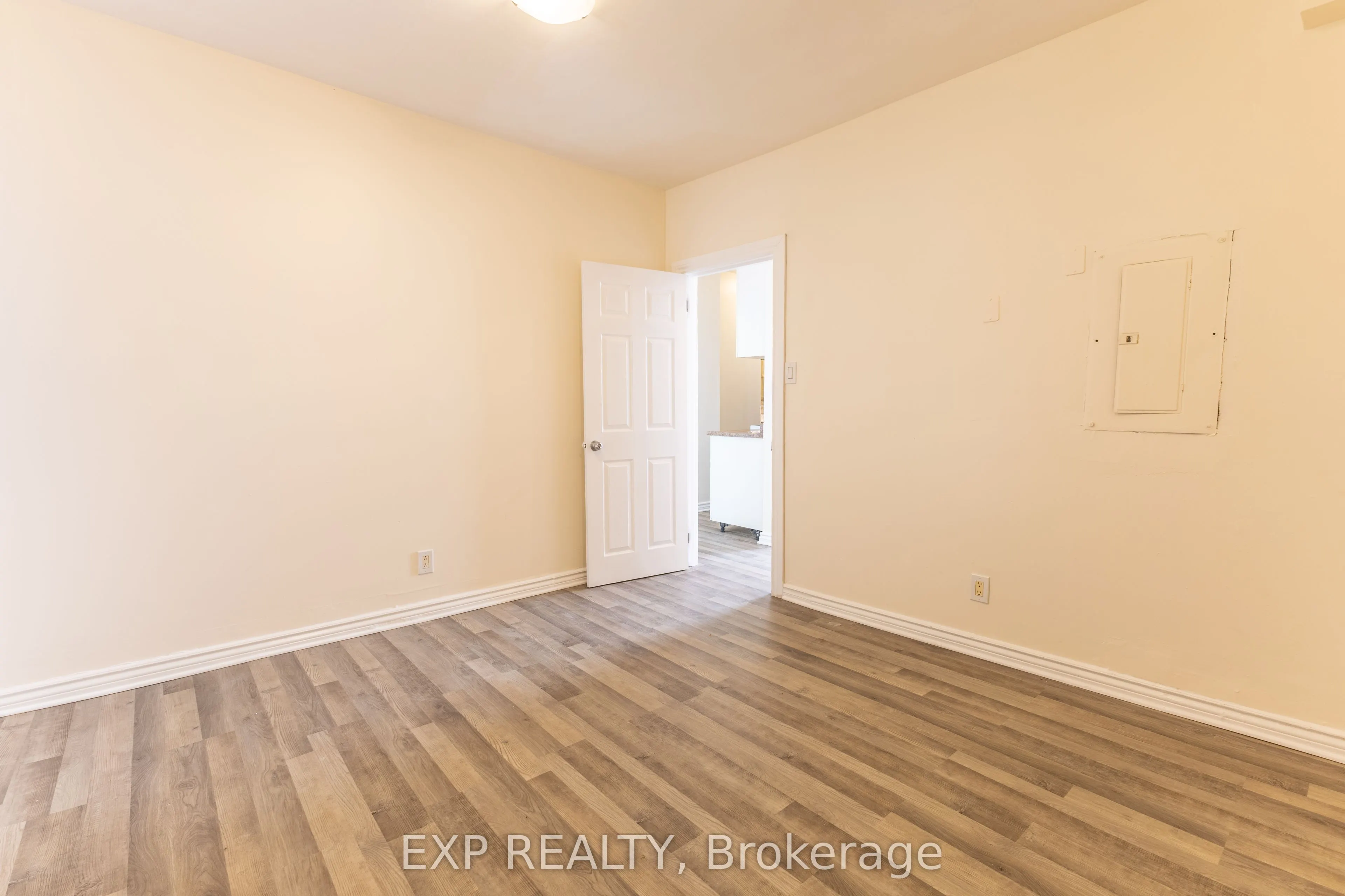 288 Montreal Road #4
