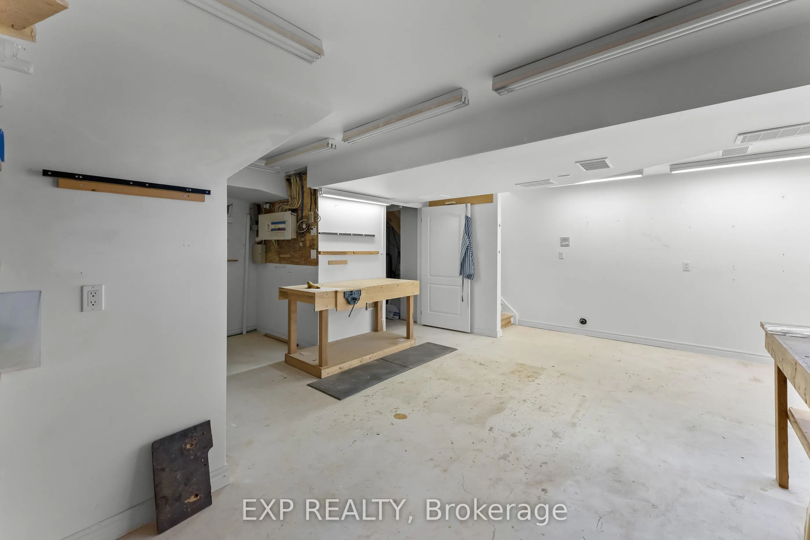 3523 Rittenhouse Road