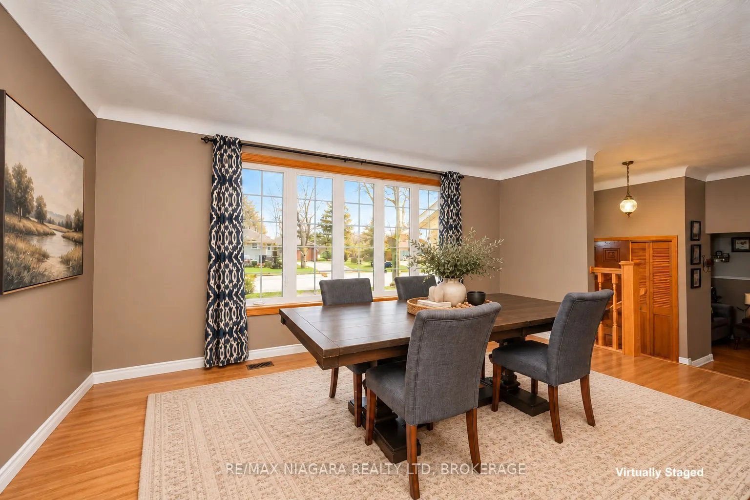 953 Grandview Road
