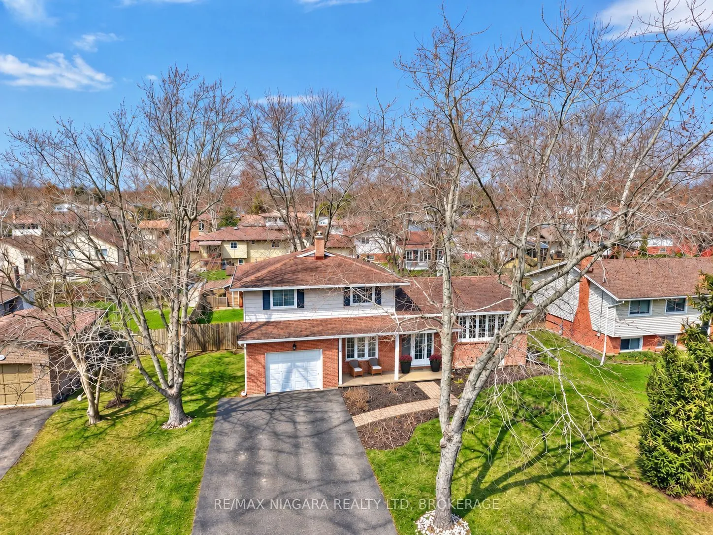 953 Grandview Road