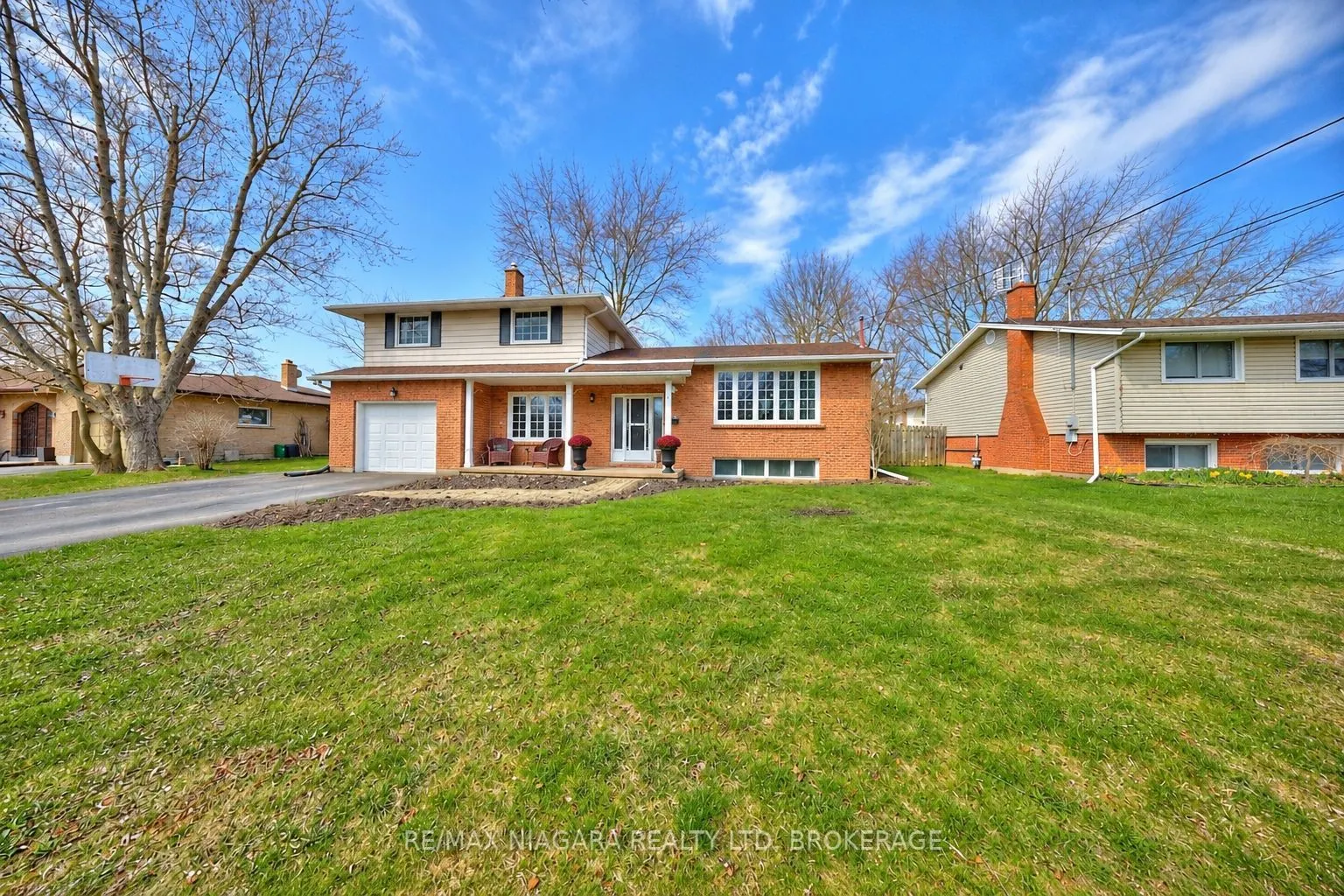 953 Grandview Road