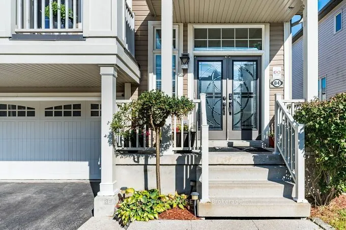84 Lambert Crescent