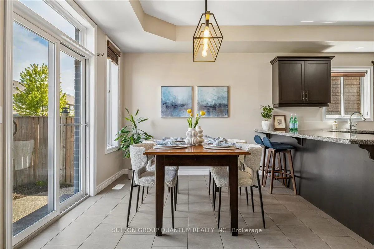 92 Garinger Crescent
