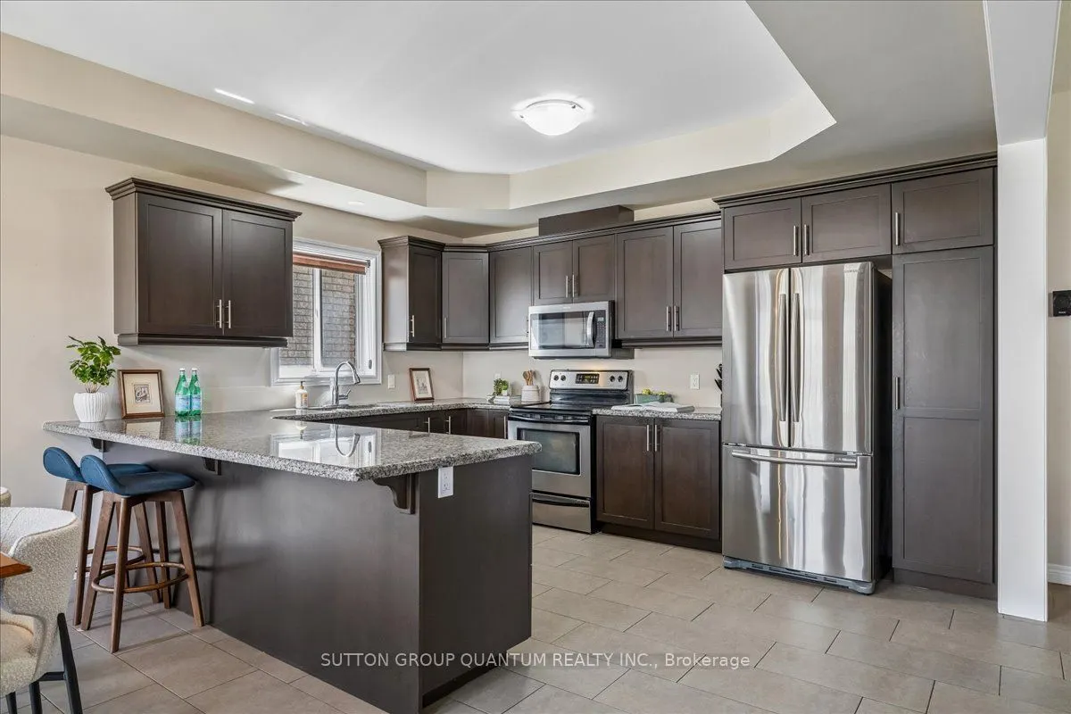 92 Garinger Crescent