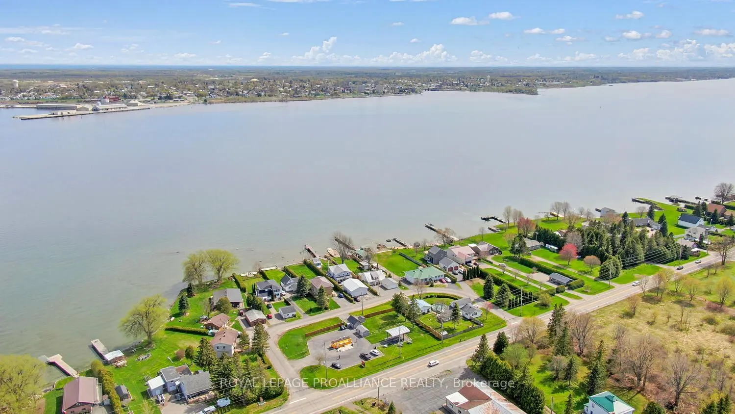 12 Riverview Crescent