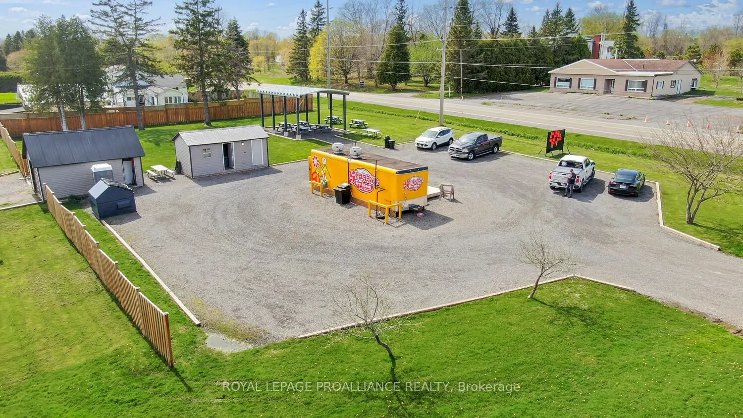 12 Riverview Crescent