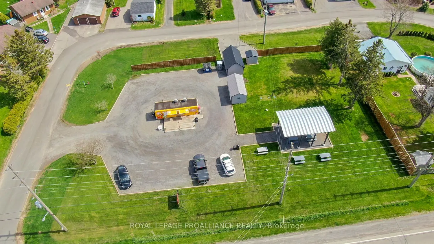 12 Riverview Crescent