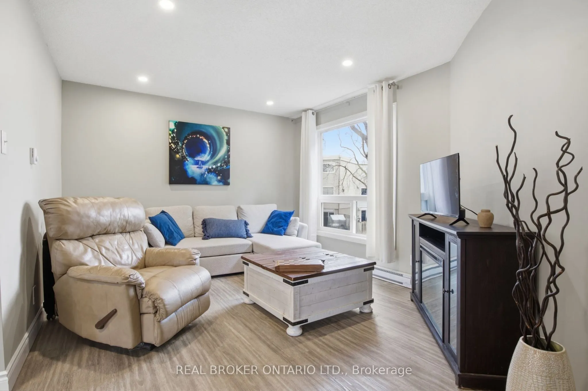 60 Elmsdale Drive #46