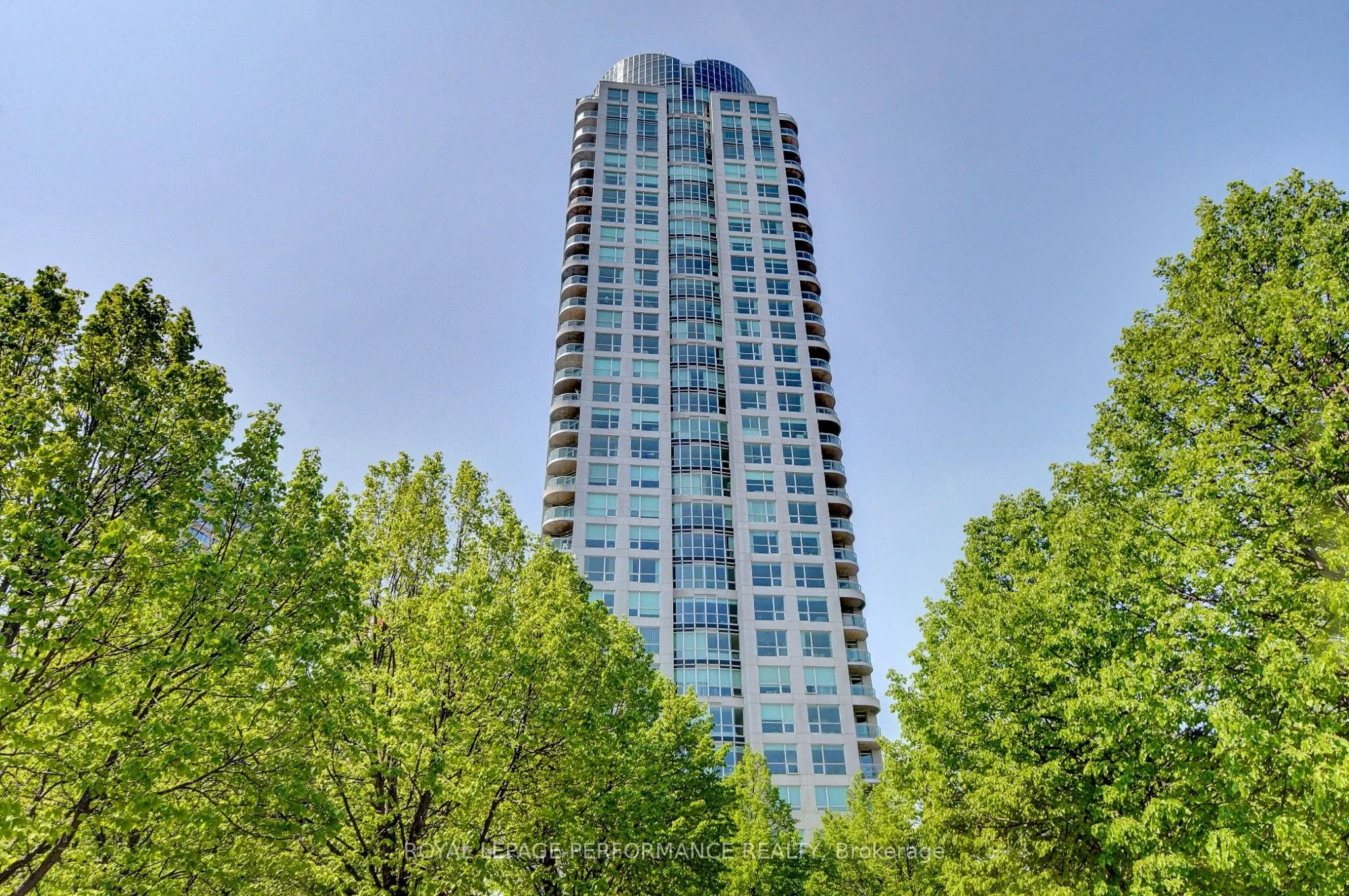 38 Metropole Private #2603