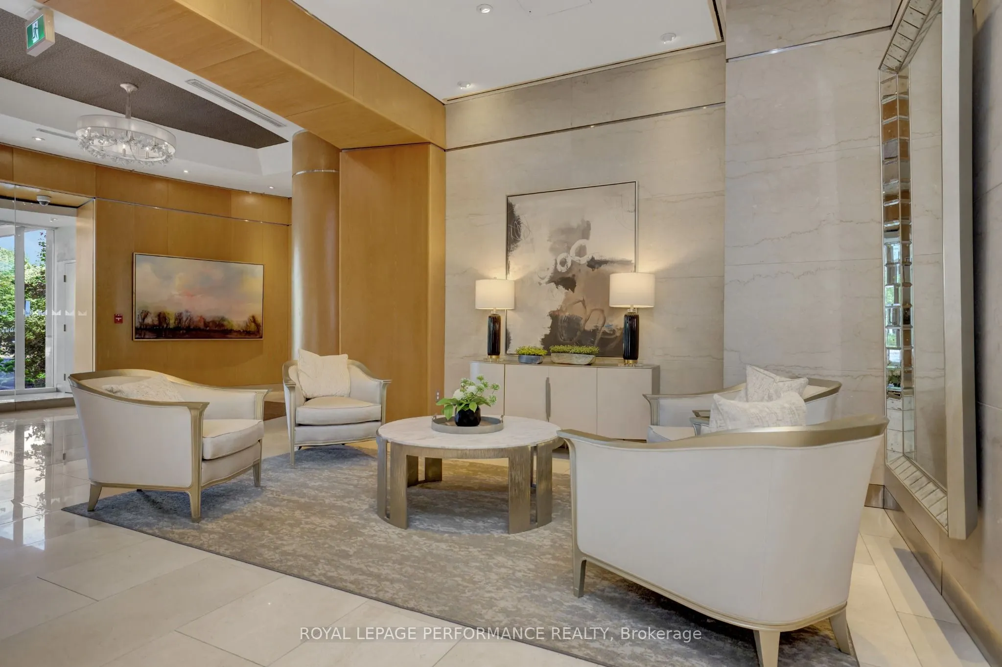 38 Metropole Private #2603