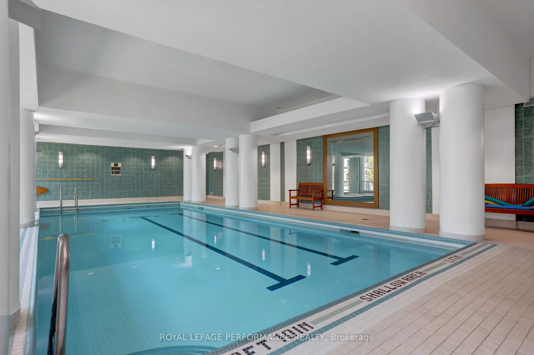 38 Metropole Private #2603