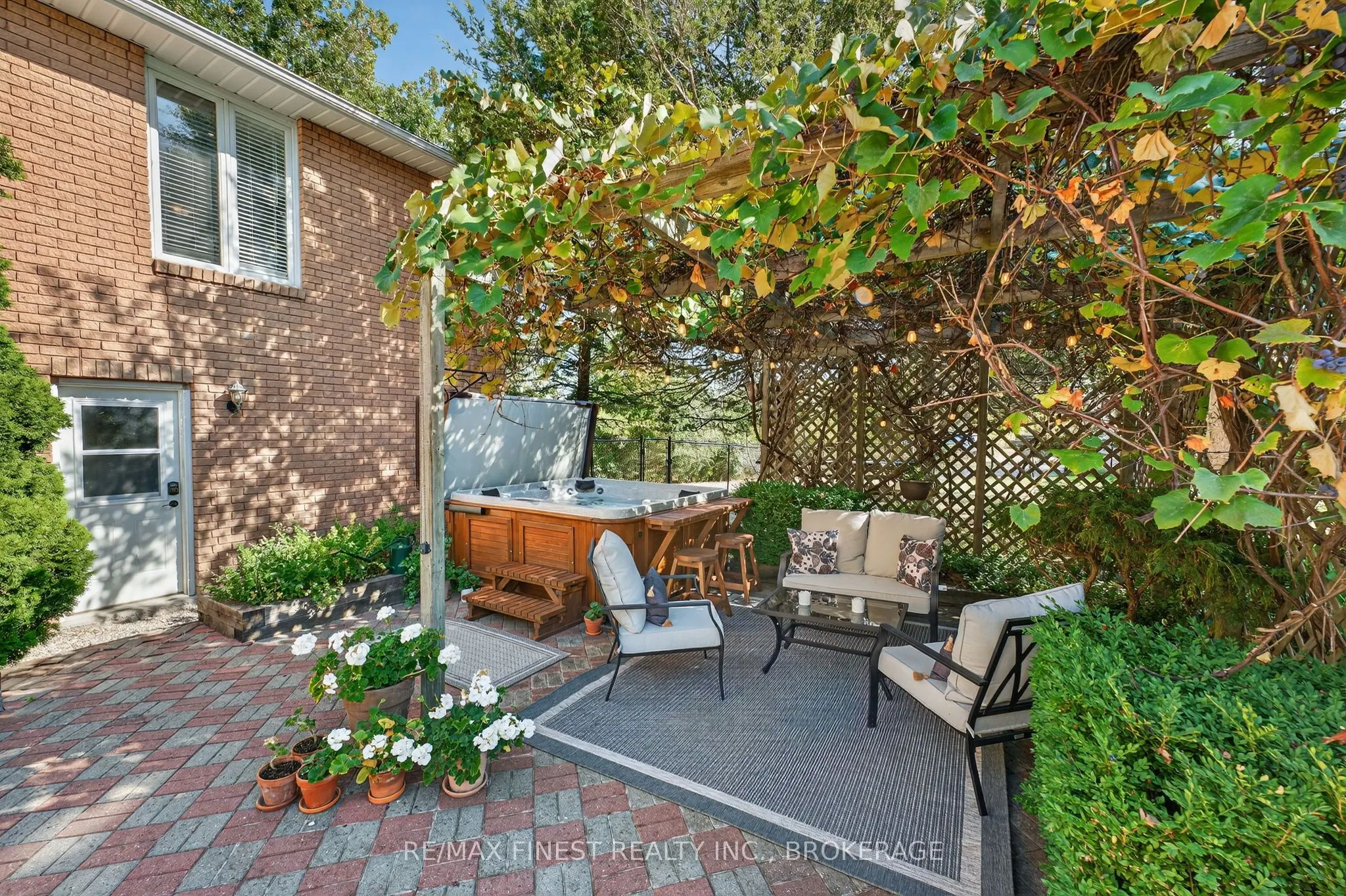 1548 County Road 9