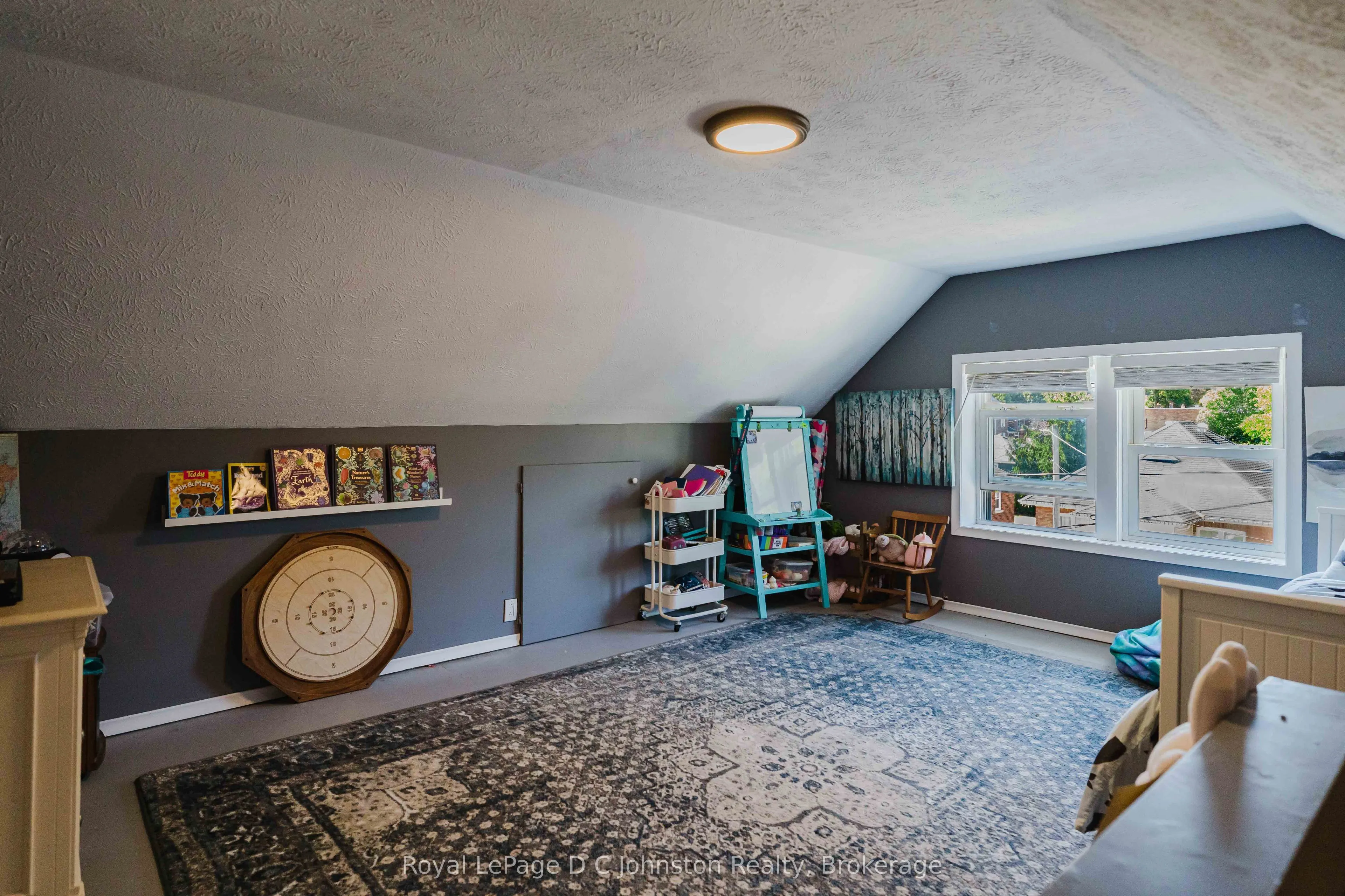 1321 4th Avenue W