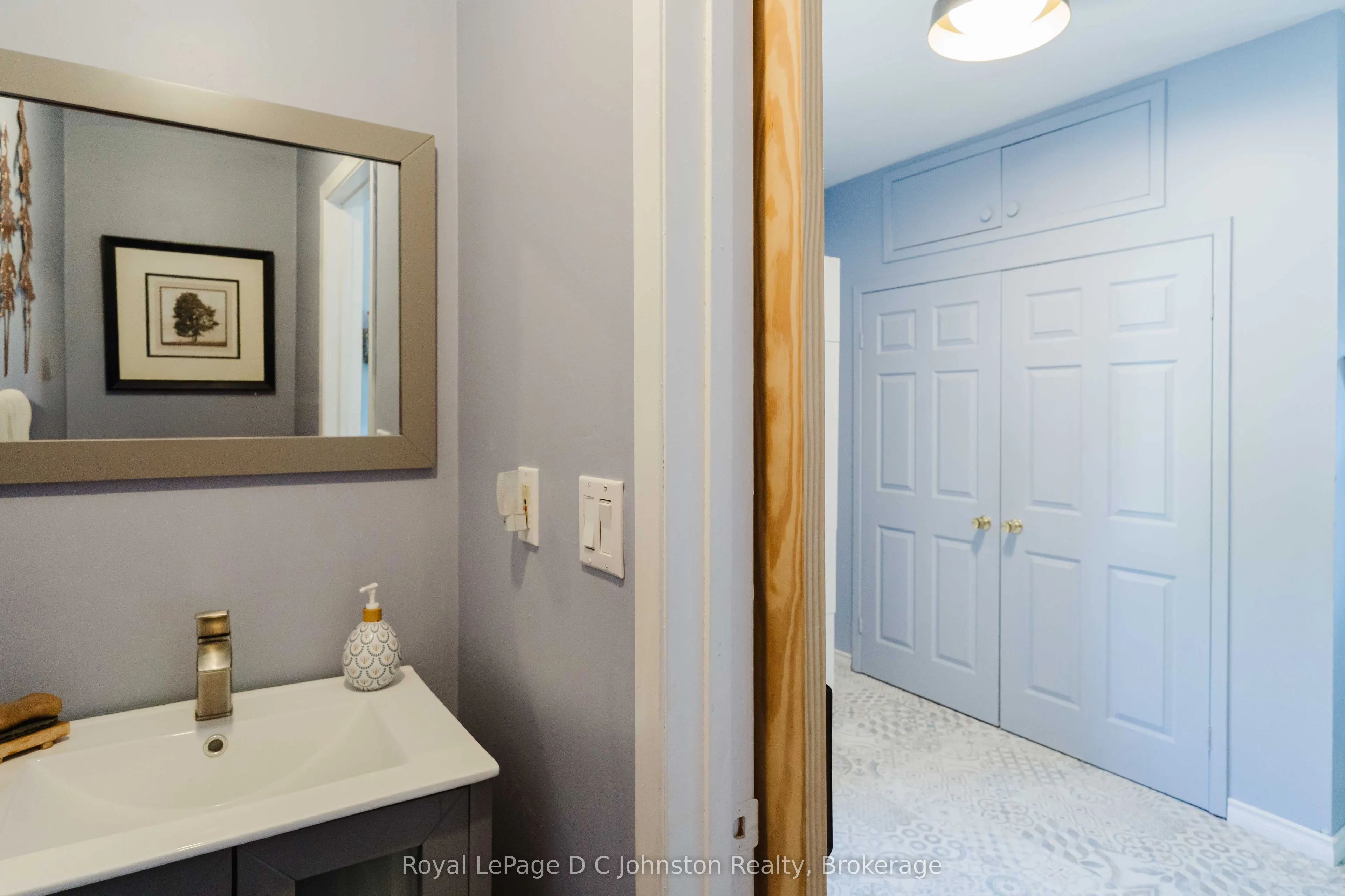 1321 4th Avenue W