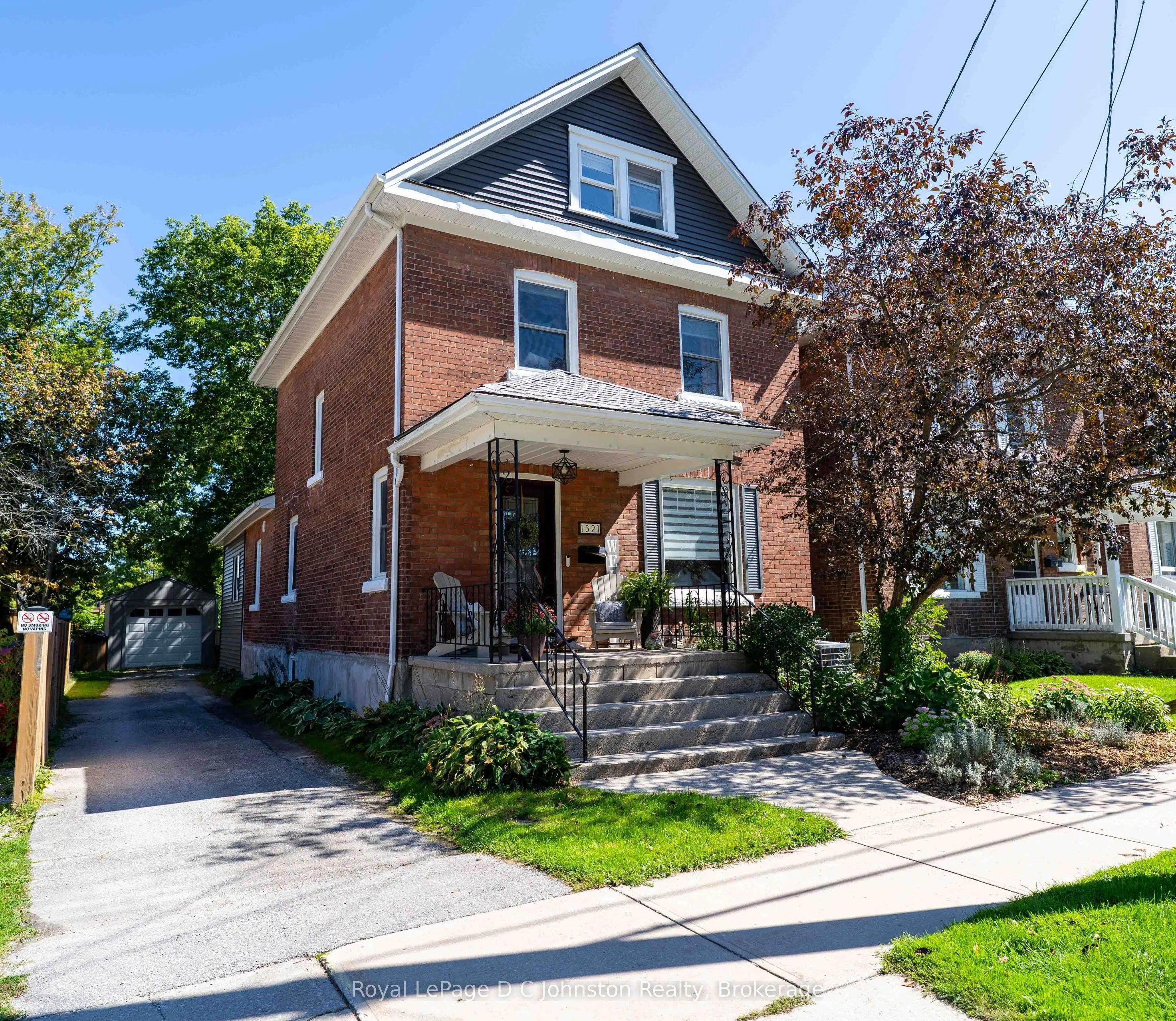 1321 4th Avenue W