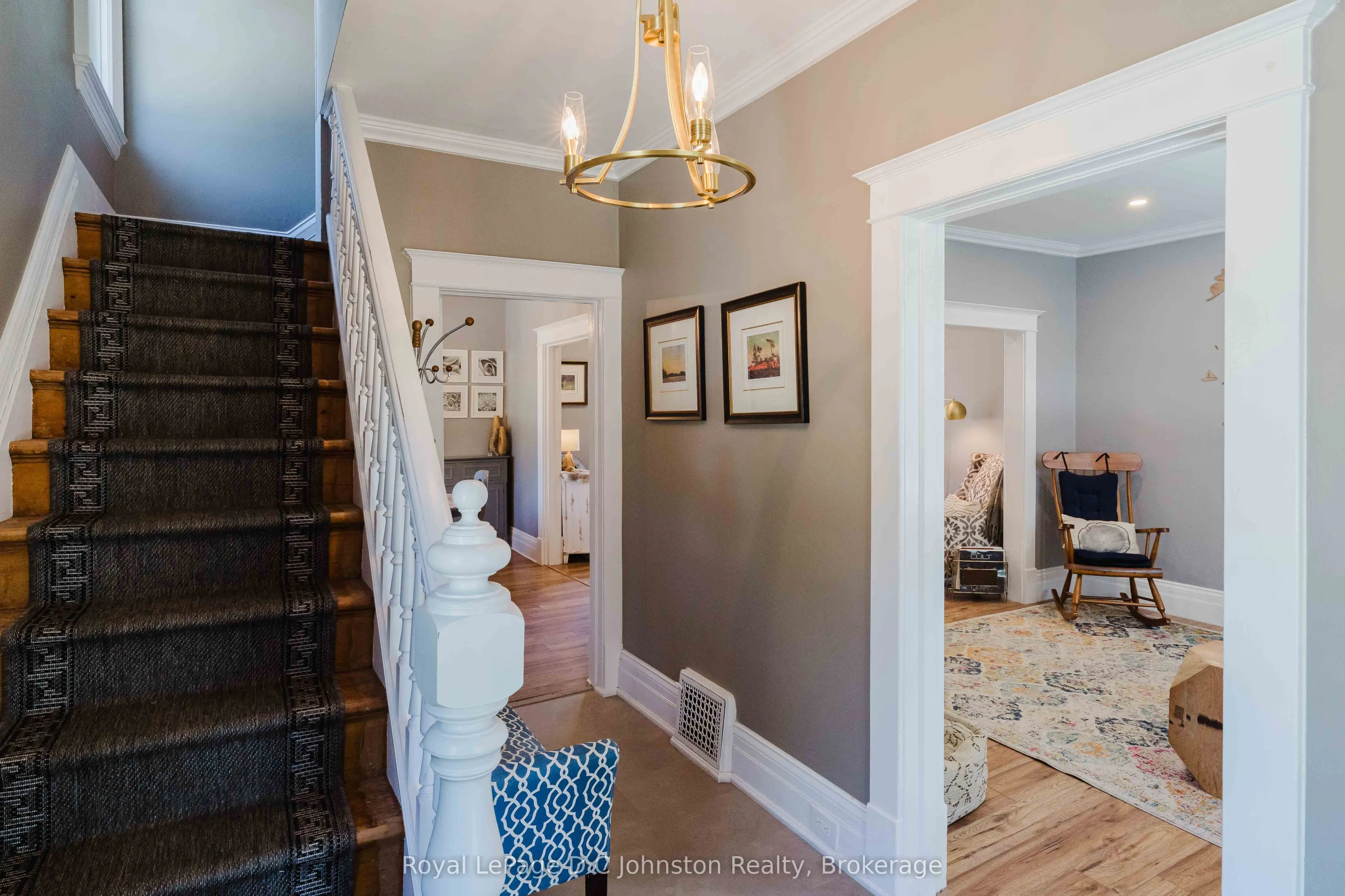 1321 4th Avenue W