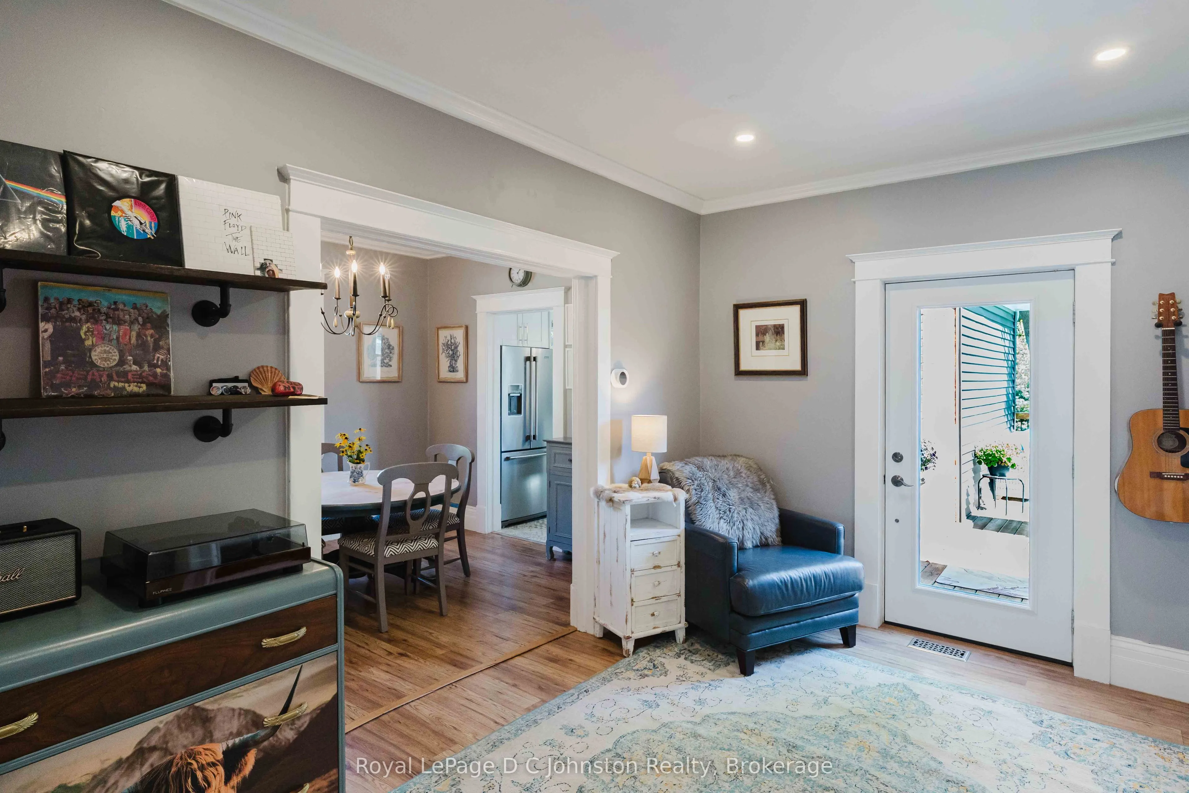 1321 4th Avenue W
