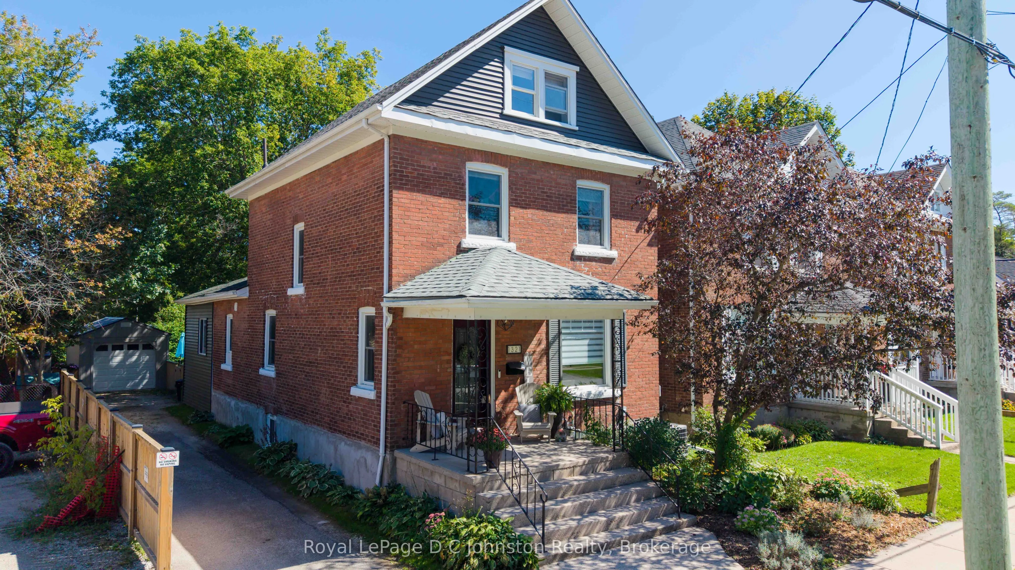 1321 4th Avenue W