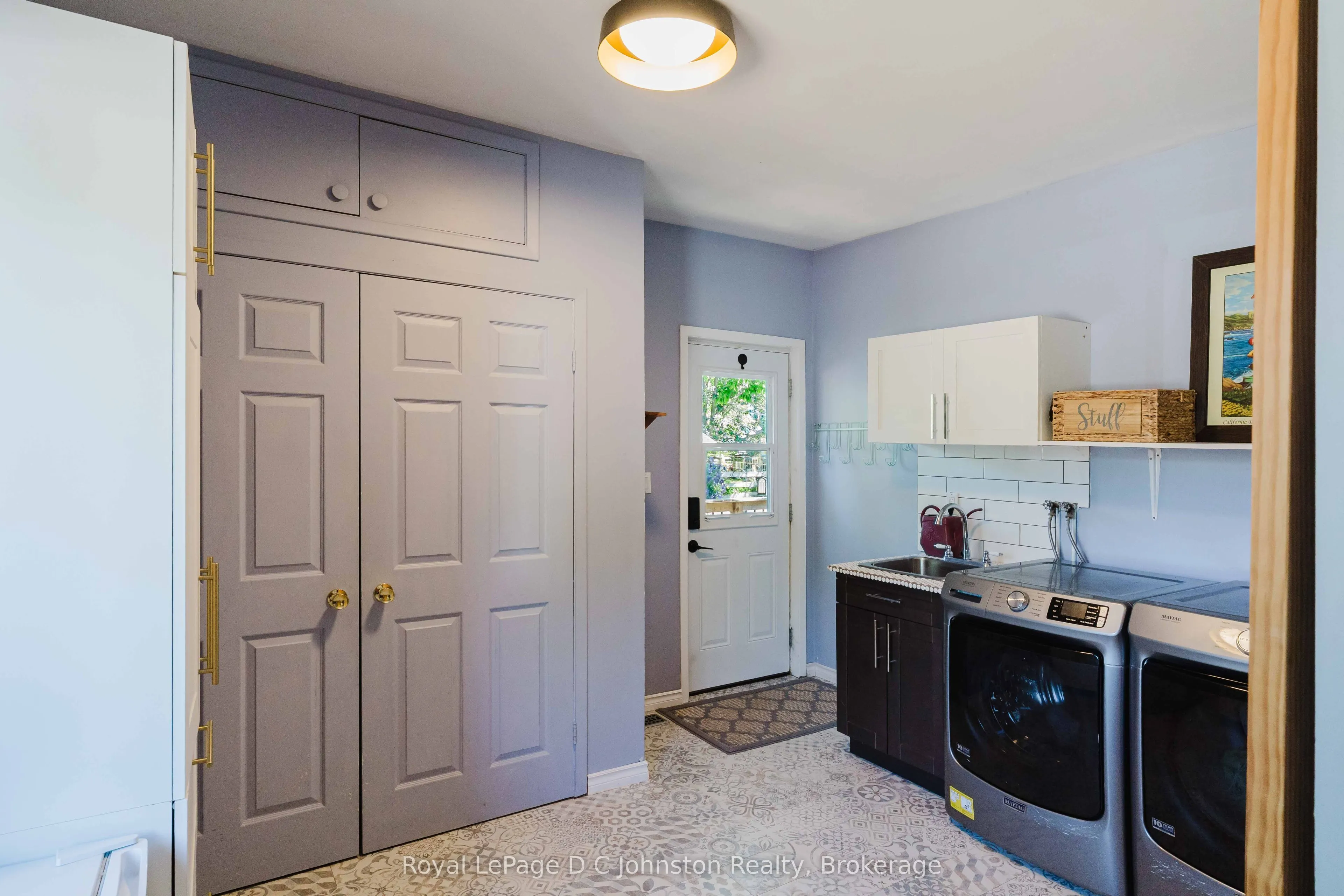 1321 4th Avenue W