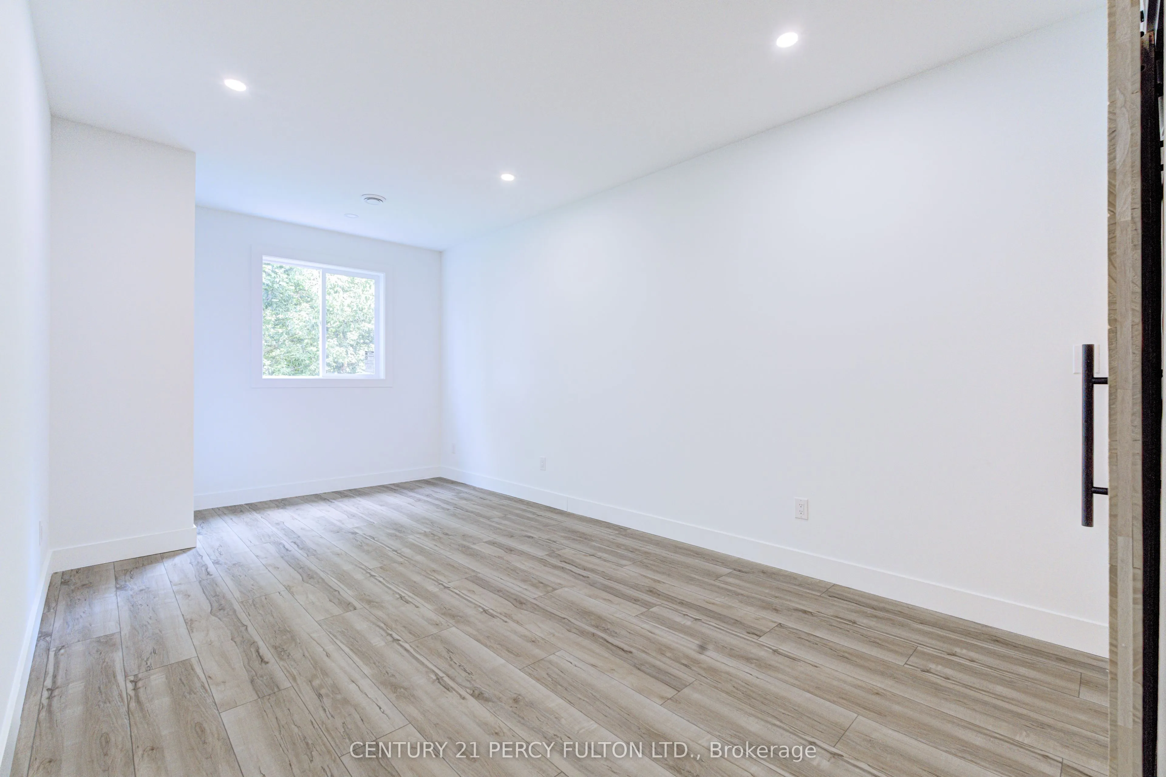 15 Bechtel Street