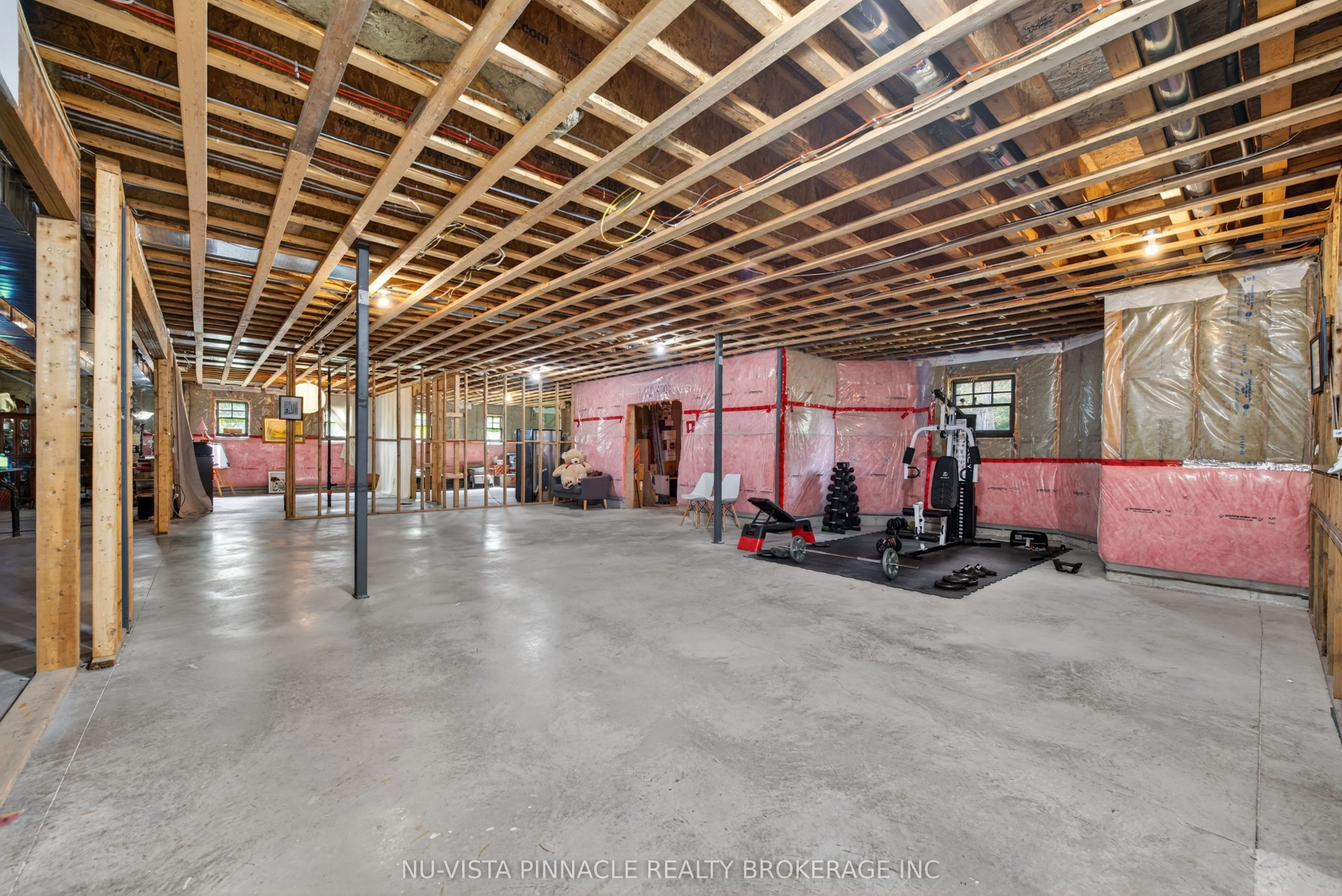 9082 Ferne Drive