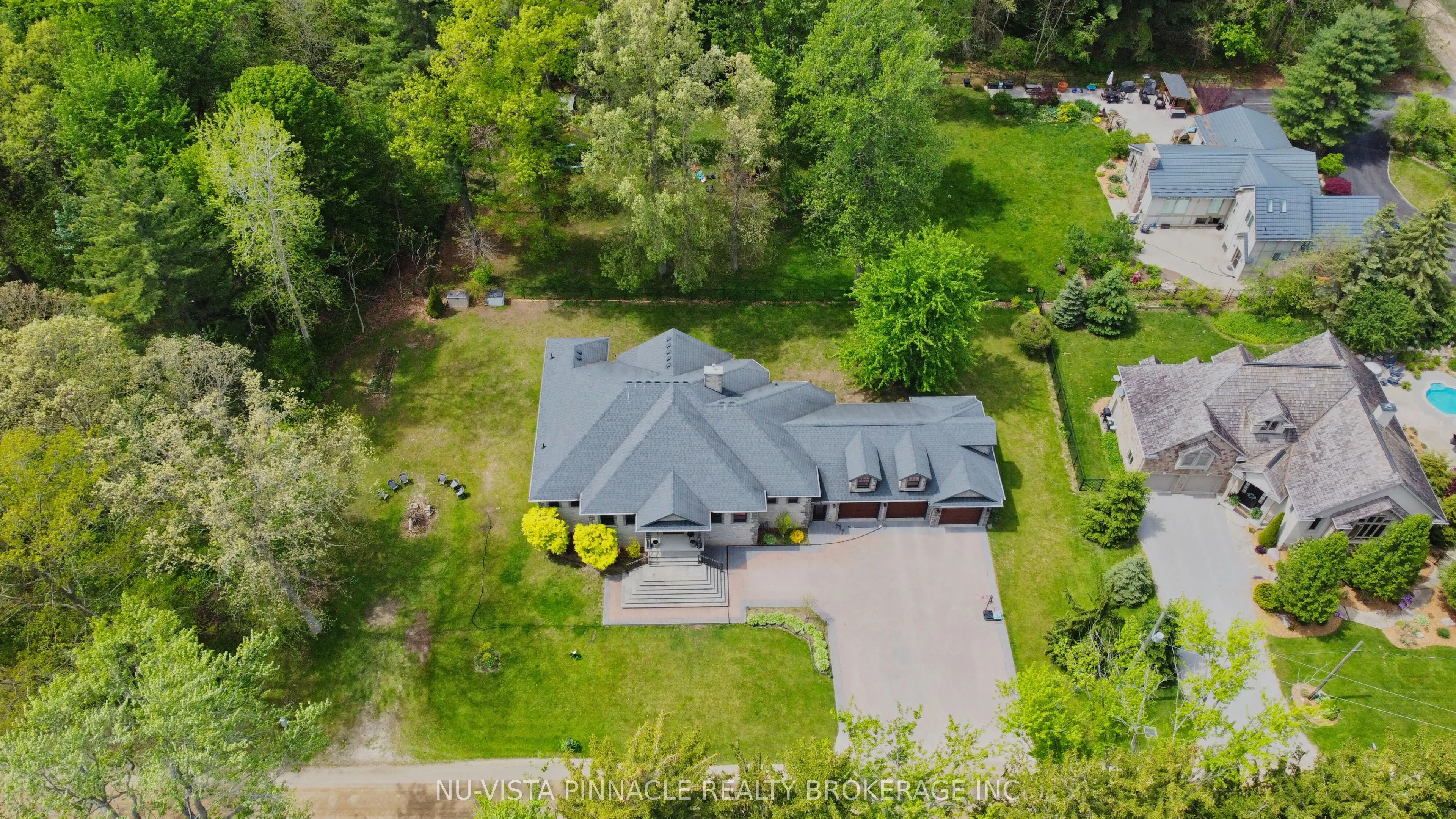 9082 Ferne Drive