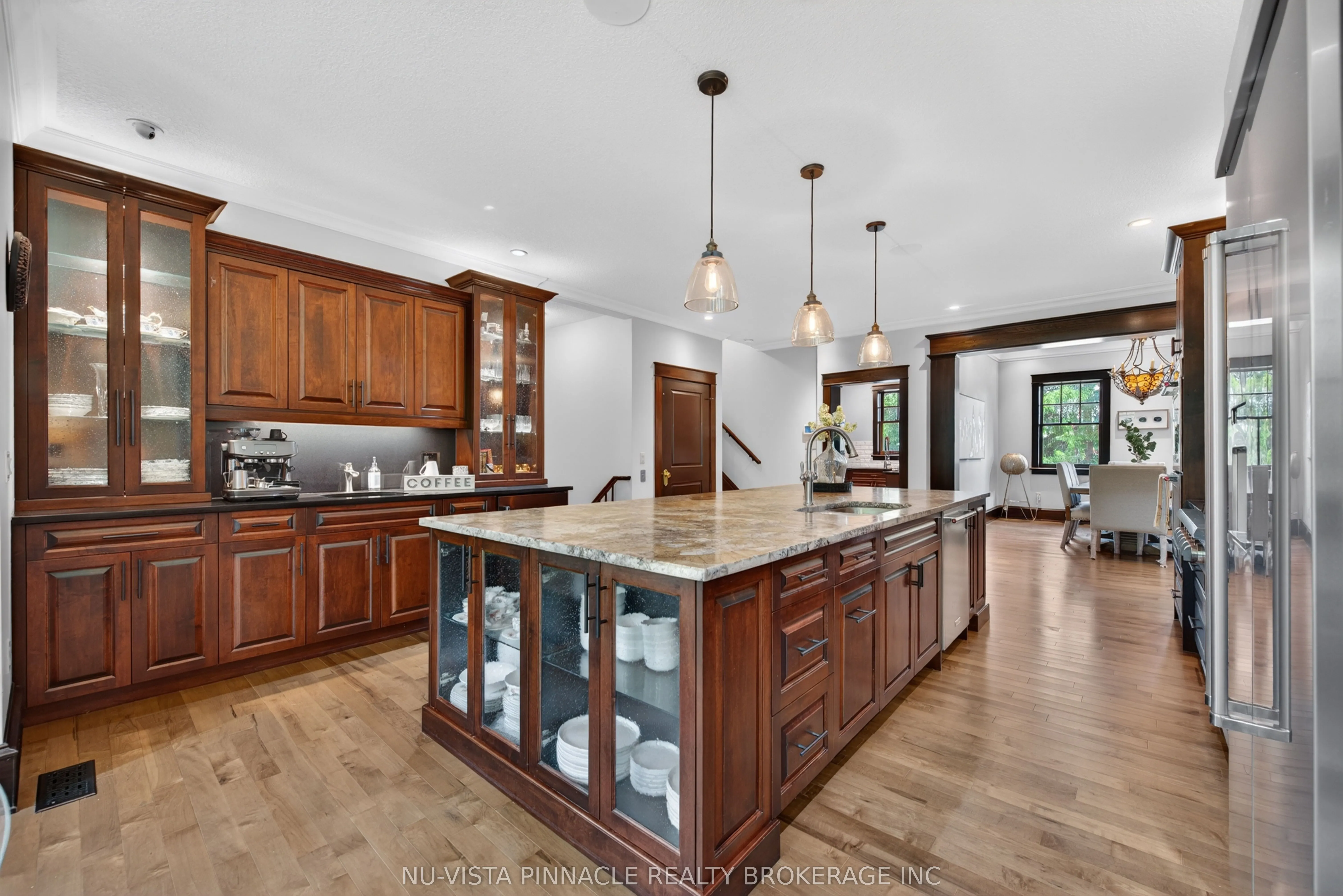 9082 Ferne Drive