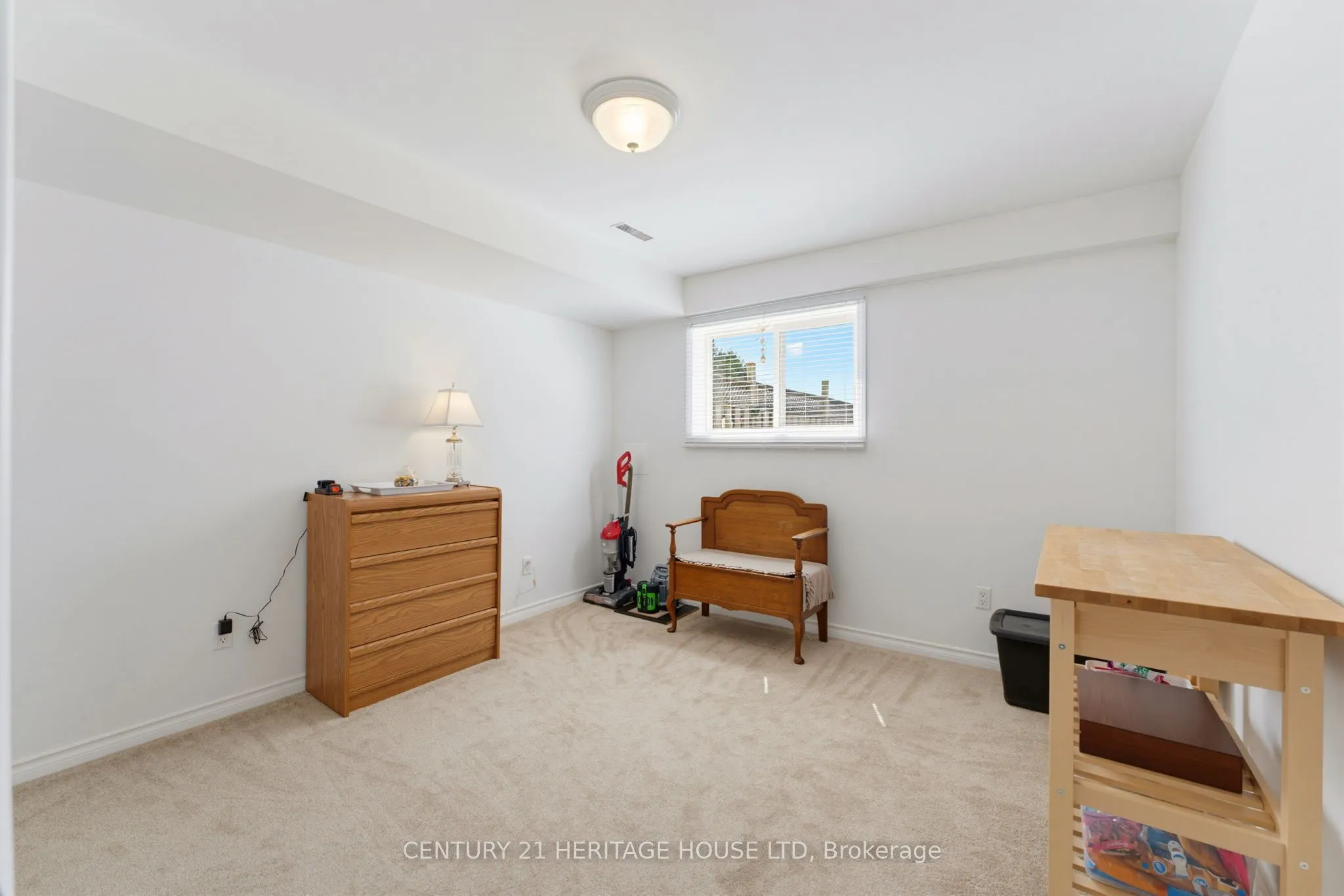 42 Buchanan Crescent