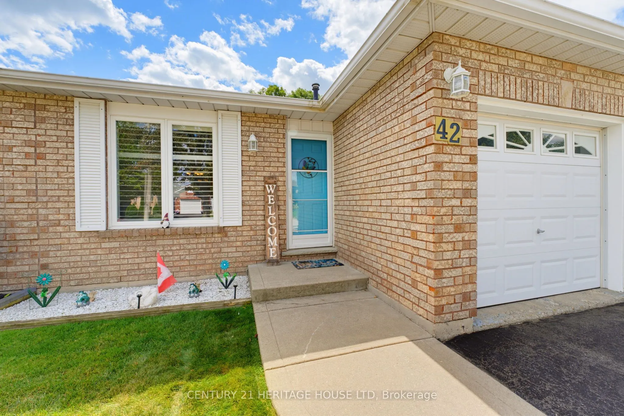 42 Buchanan Crescent