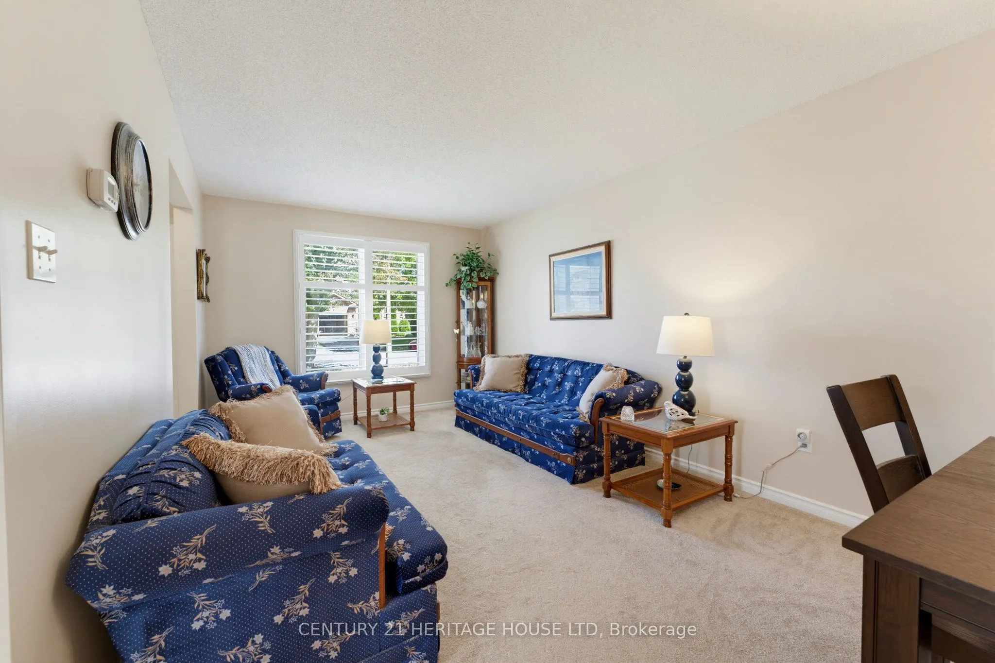 42 Buchanan Crescent